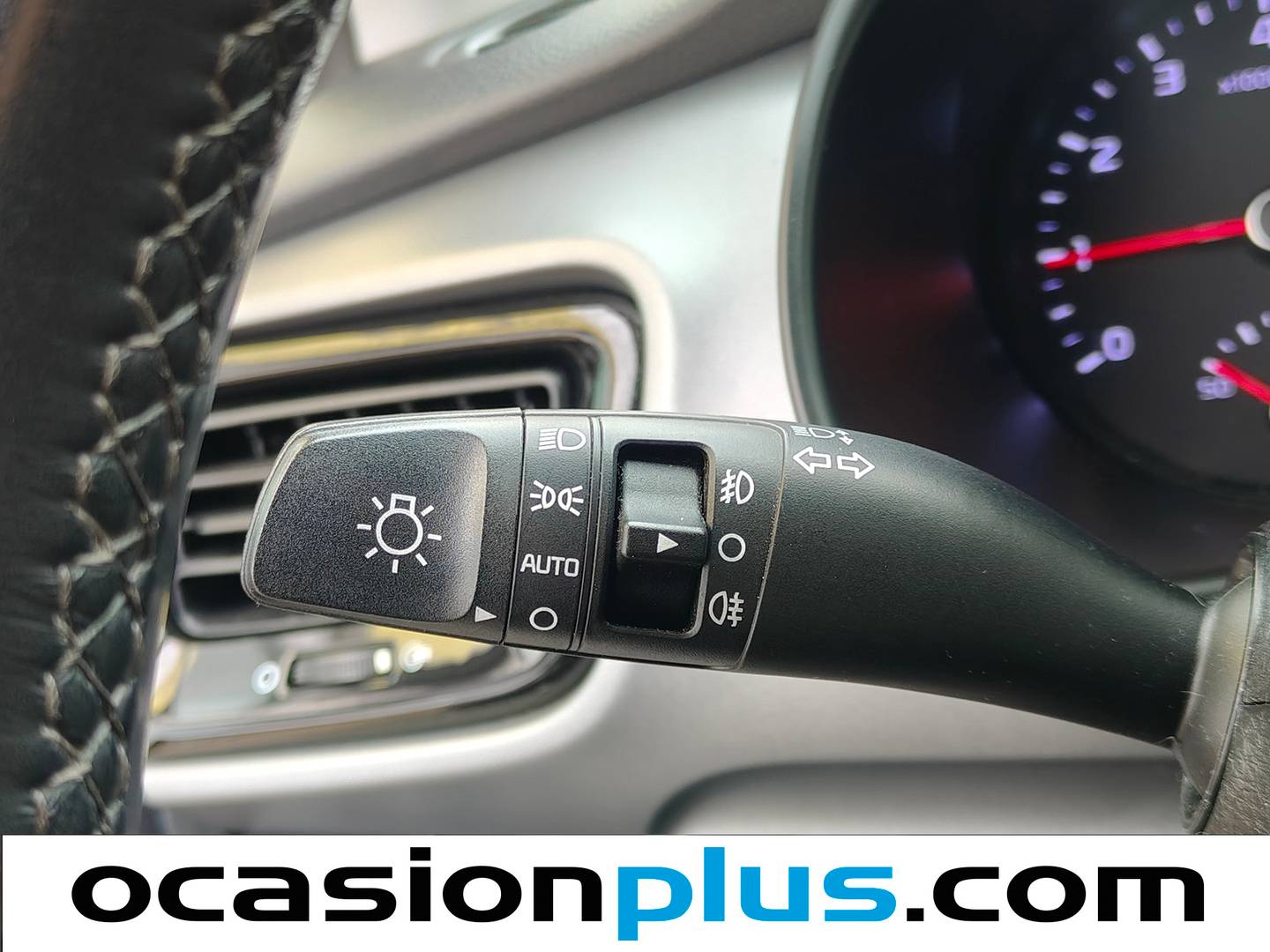 Acabados KIA Stonic KIA Stonic 1.0 T-GDi Drive (100 CV)