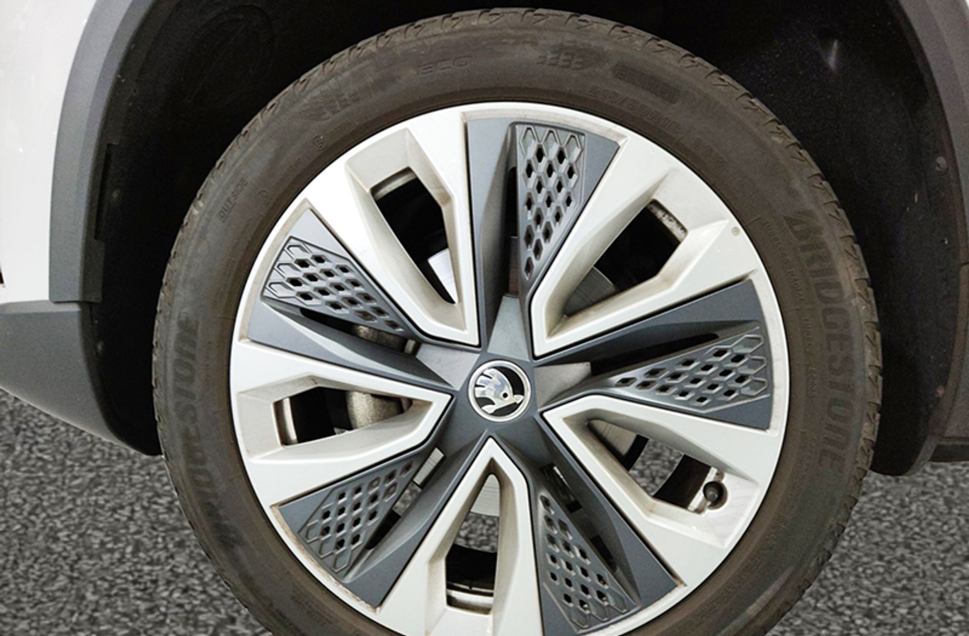 Škoda Karoq 1.0 TSI Ambition - foto 32
