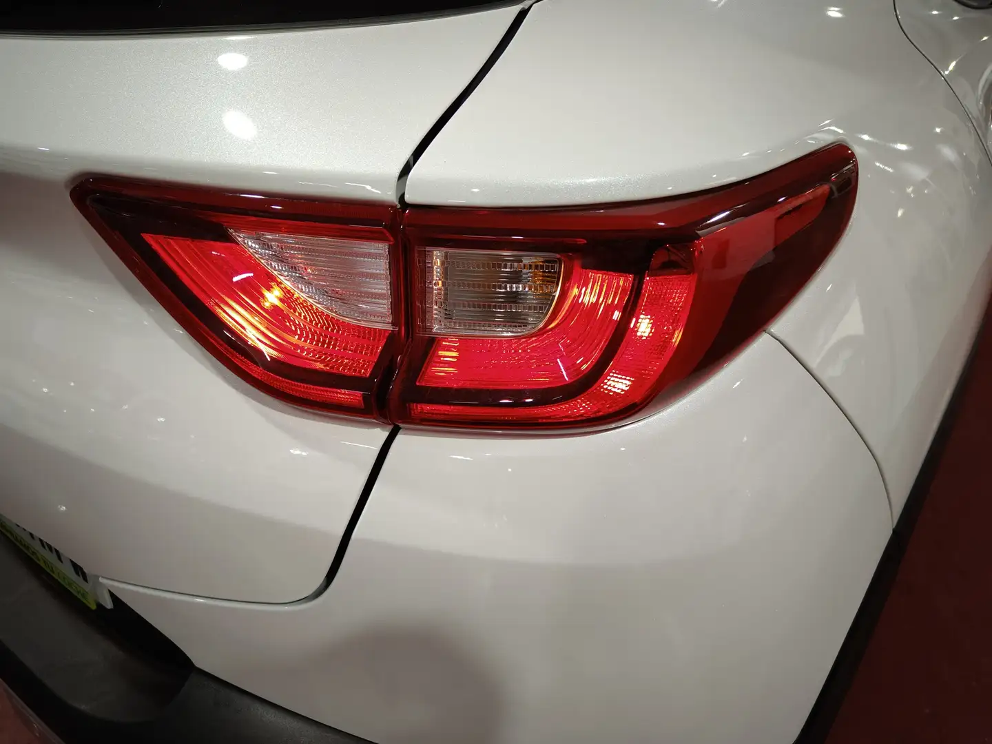 Foto KIA Stonic Kia Stonic 1.0 T-GDi MHEV Drive DCT (120 CV)