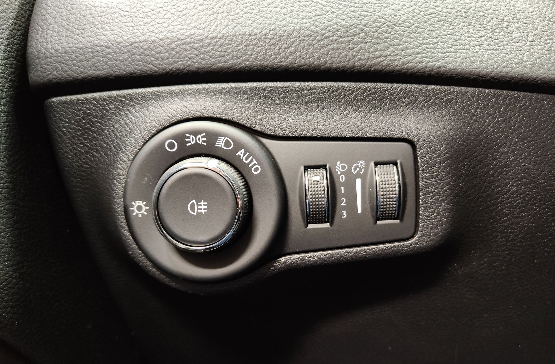Jeep Compass 1.4 MultiAir Sport 4x2 - foto 7