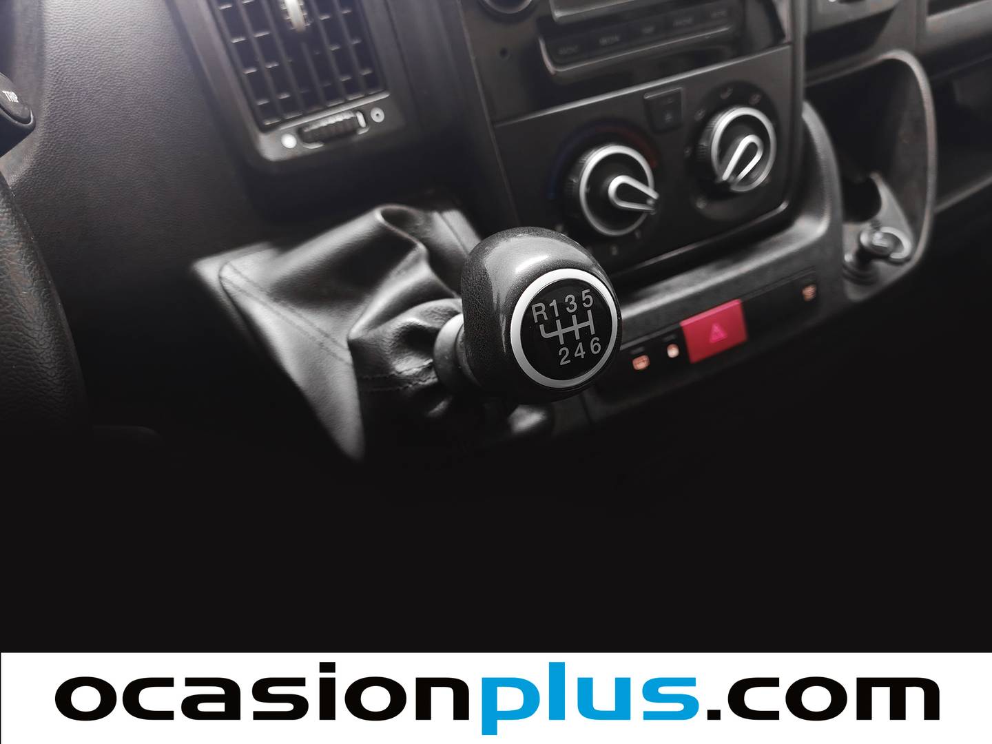 Peugeot Boxer Peugeot Boxer Furgon BlueHDi 140 S&S Pack 333 L2H2 (140 CV) de segunda mano