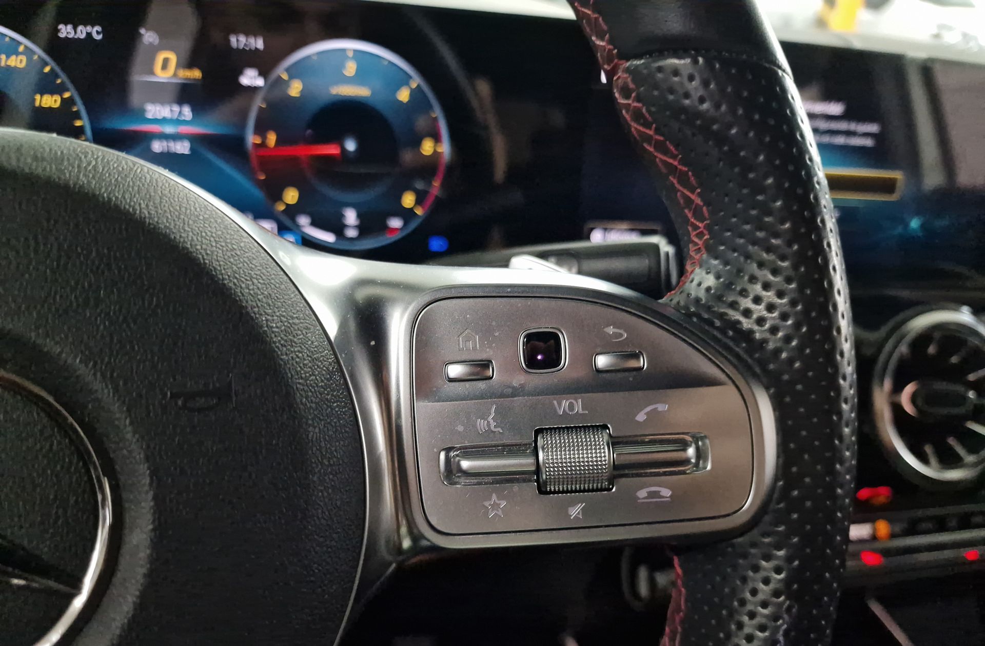 Mercedes-Benz Clase B 200 d - foto 30