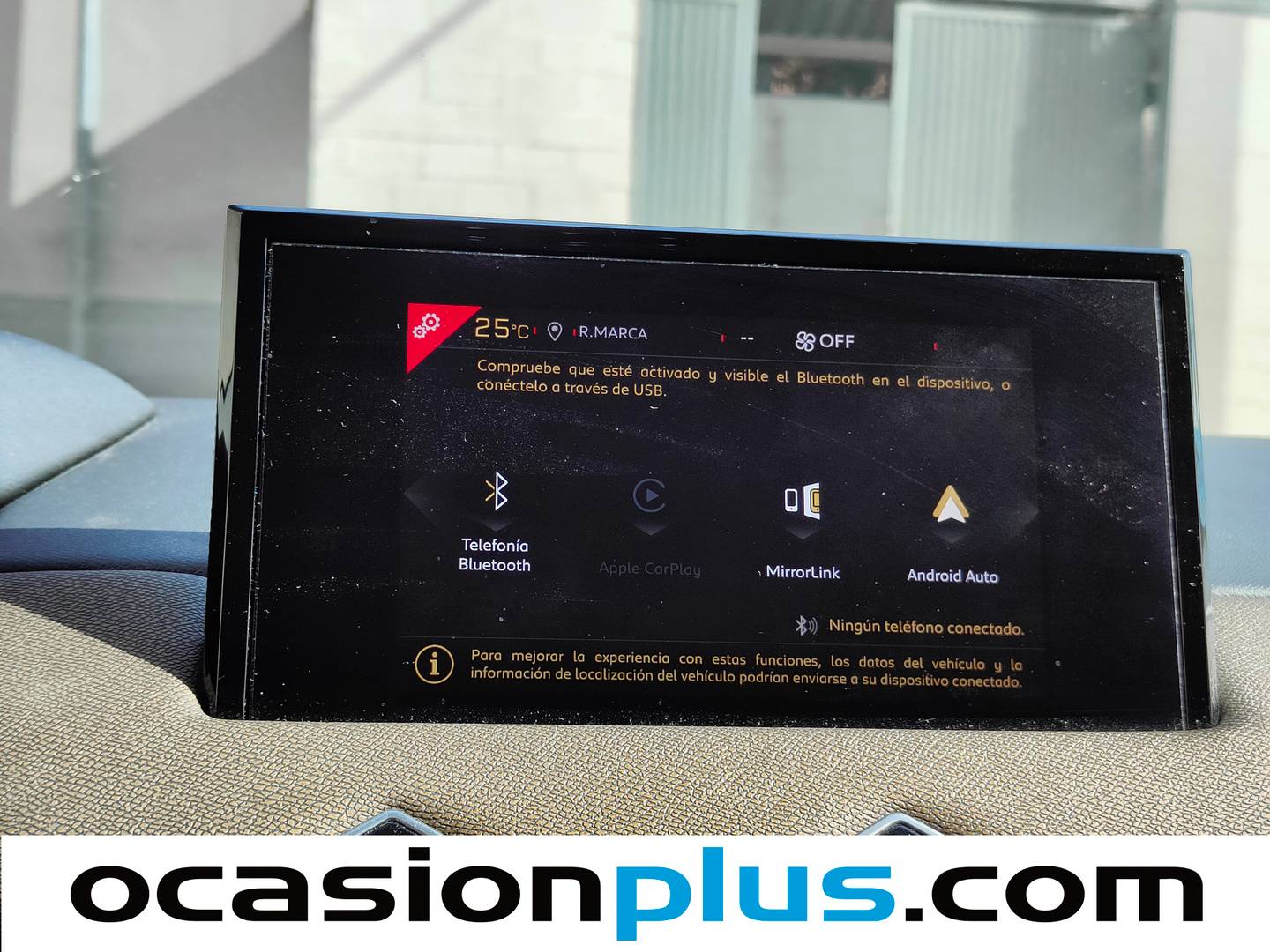 Foto DS DS 3 Crossback DS DS3 BlueHDi 130 So Chic Auto  (131 CV)