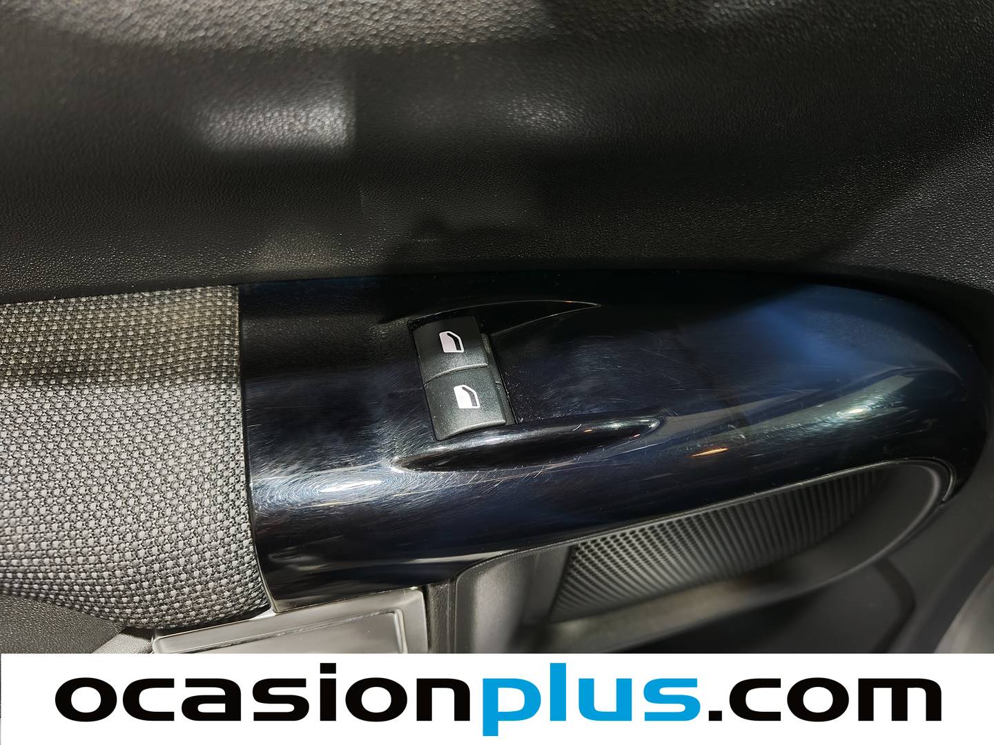 Citroën C4 Cactus Citroën C4 Cactus PureTech 82 Feel (82 CV) gasolina
