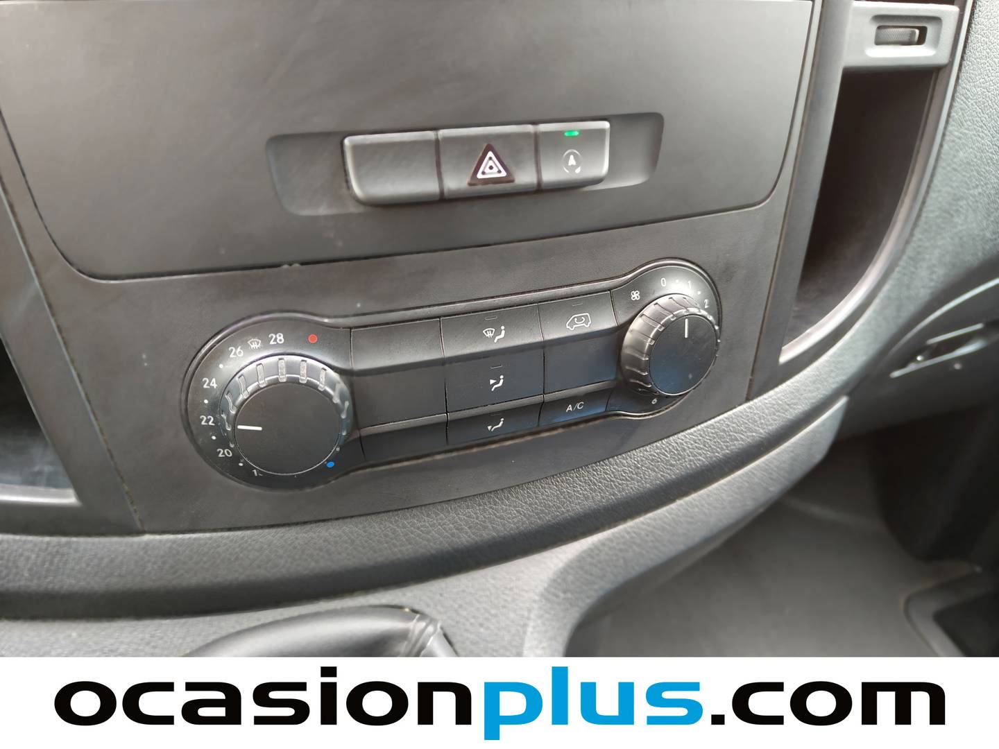 Equipamiento del Mercedes Vito Mercedes-Benz Vito Furgon 110 CDI Base Larga (102 CV)