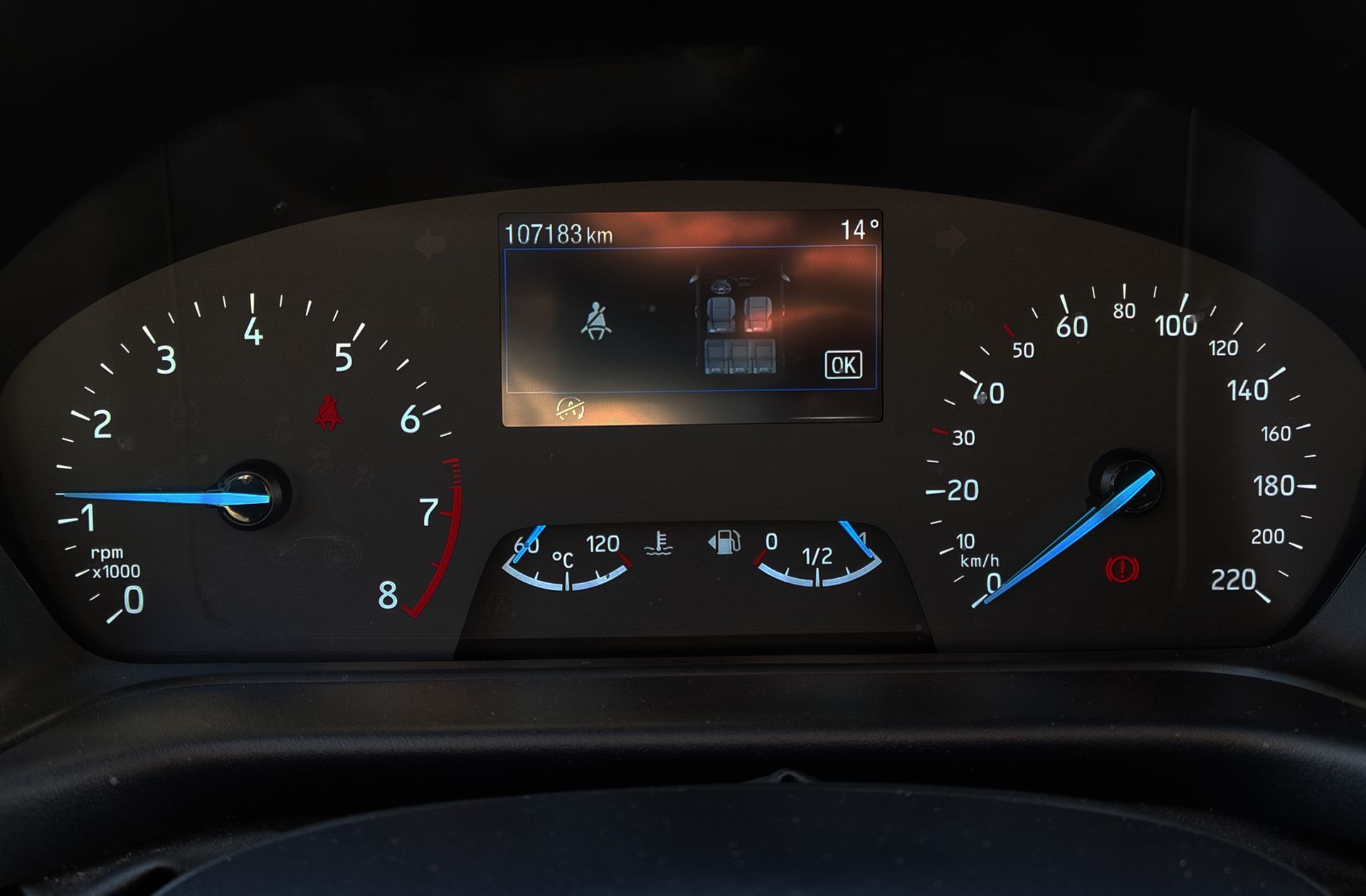 Ford Fiesta 1.0 EcoBoost MHEV Active - foto 21