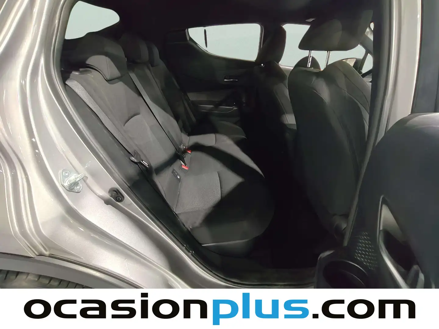 Foto Toyota C-HR Toyota C-HR 1.8 125H Advance (122 CV)