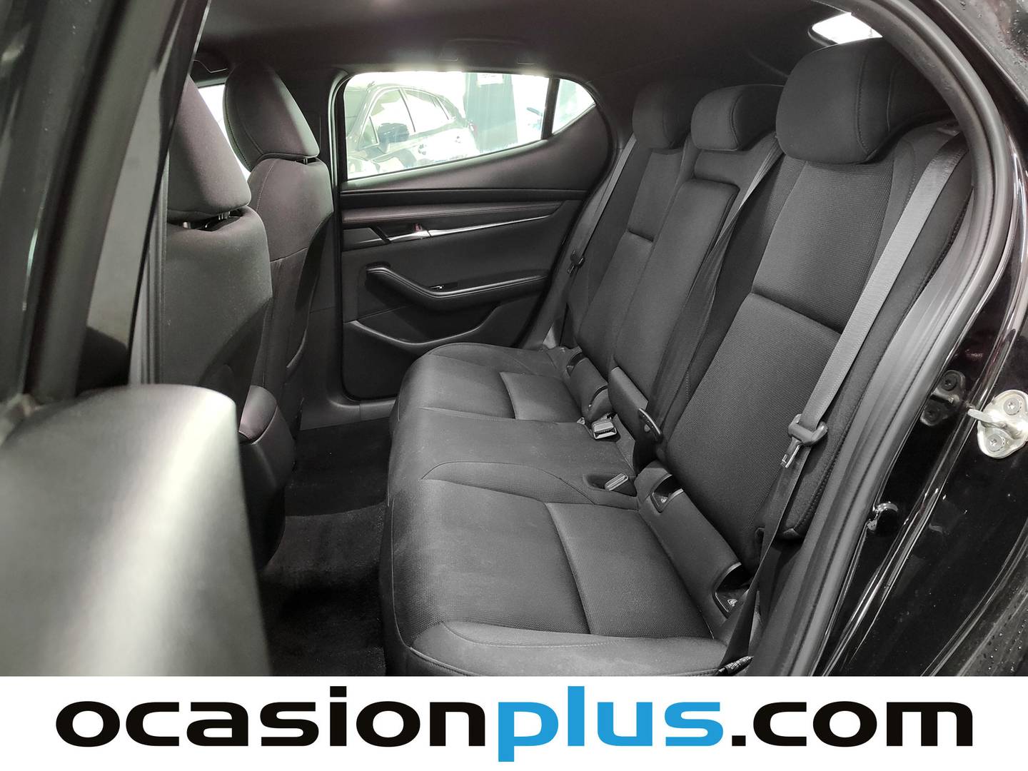Foto asientos traseros Mazda Mazda3 Mazda Mazda 3 2.0 e-SKYACTIV-G Homura (122 CV)