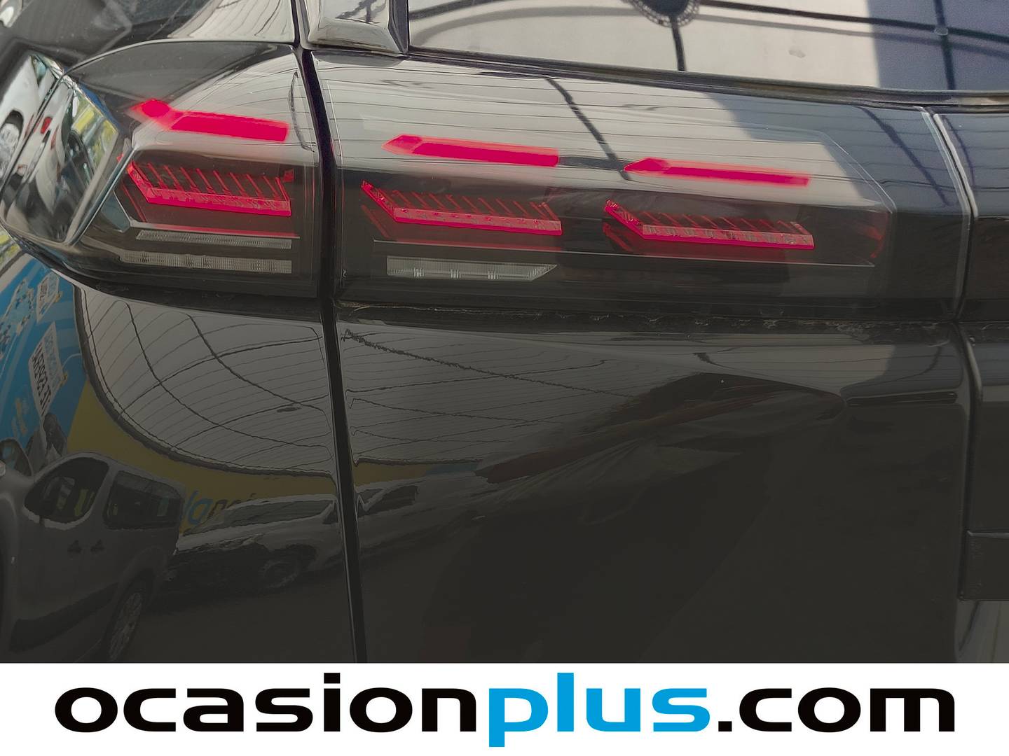 Peugeot 2008 Peugeot 2008 Allure Hybrid eDCS6 (145 CV) km 0