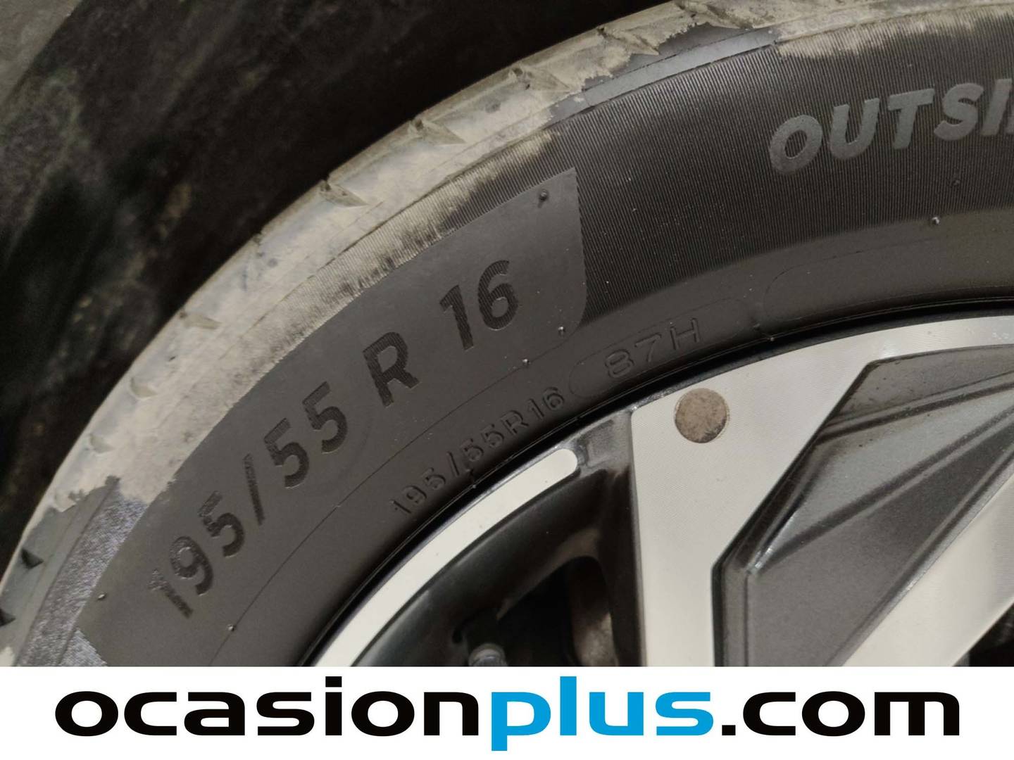 Foto Hyundai Bayon Hyundai Bayon 1.0 TGDI 48V Maxx DCT (100 CV)