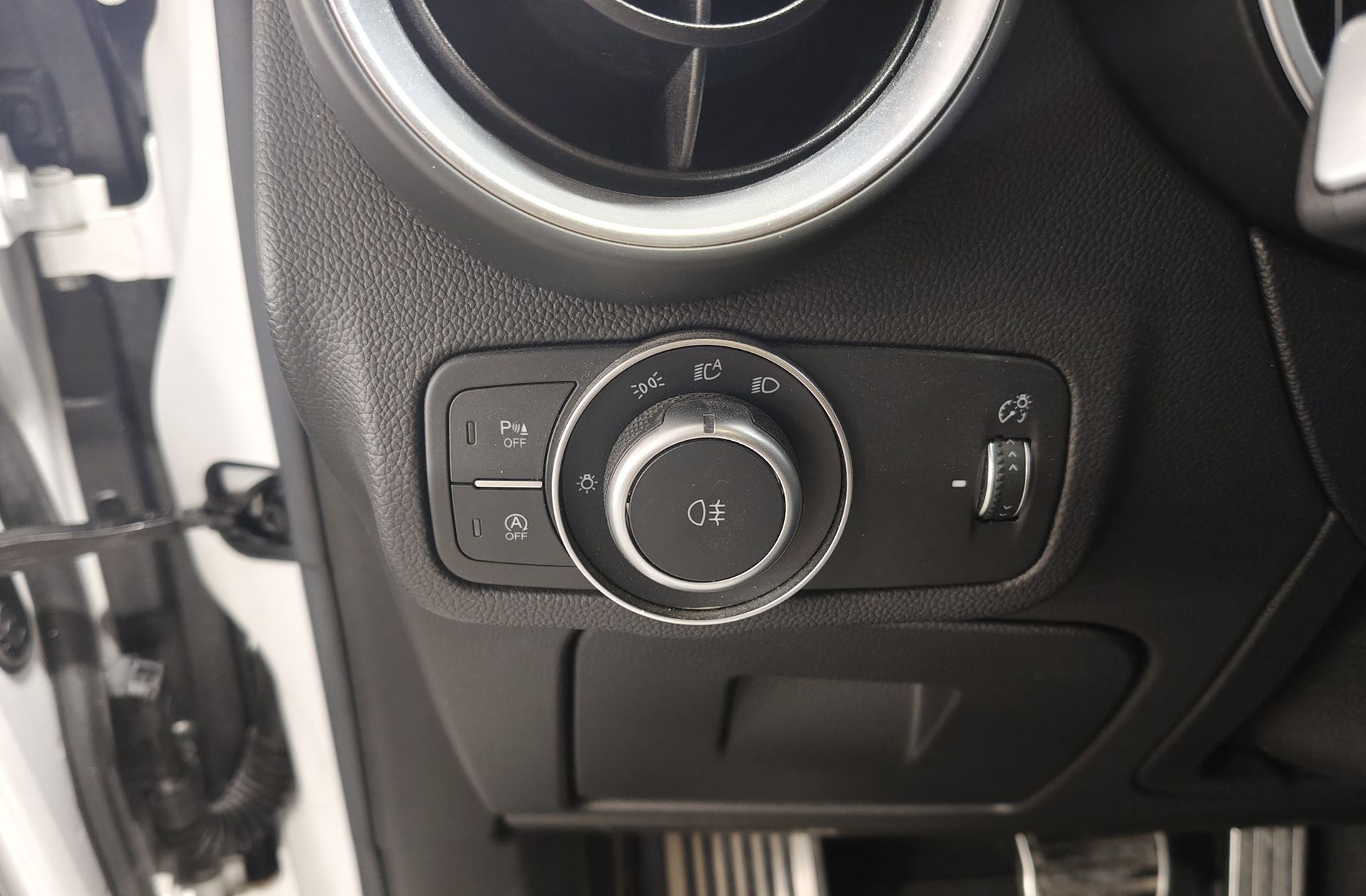 Alfa Romeo Stelvio 2.9 Gasolina Quadrifoglio Q4 - foto 40