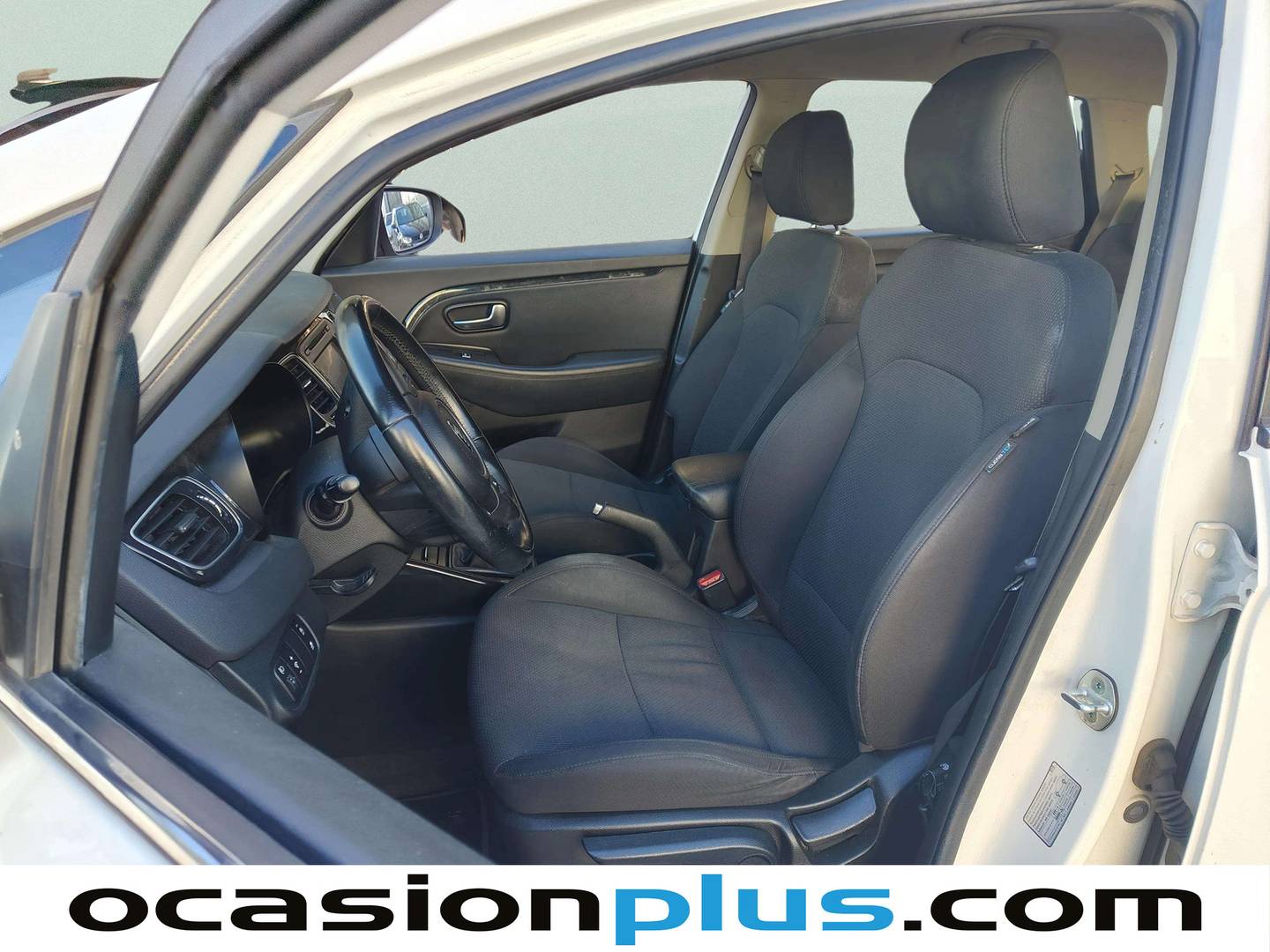 Foto asientos delanteros KIA Carens KIA Carens 1.6 GDi Eco-Dynamic x-Tech (135 CV)