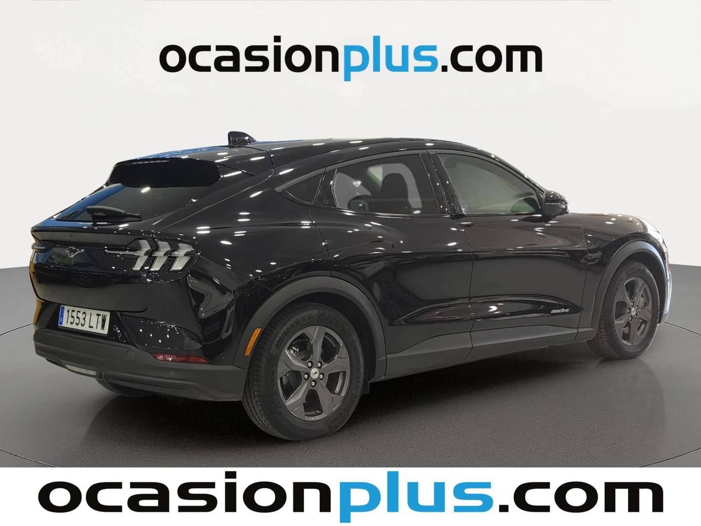 Foto trasera Ford Mustang Mach-E Ford Mustang Mach-E Mach-E derecha