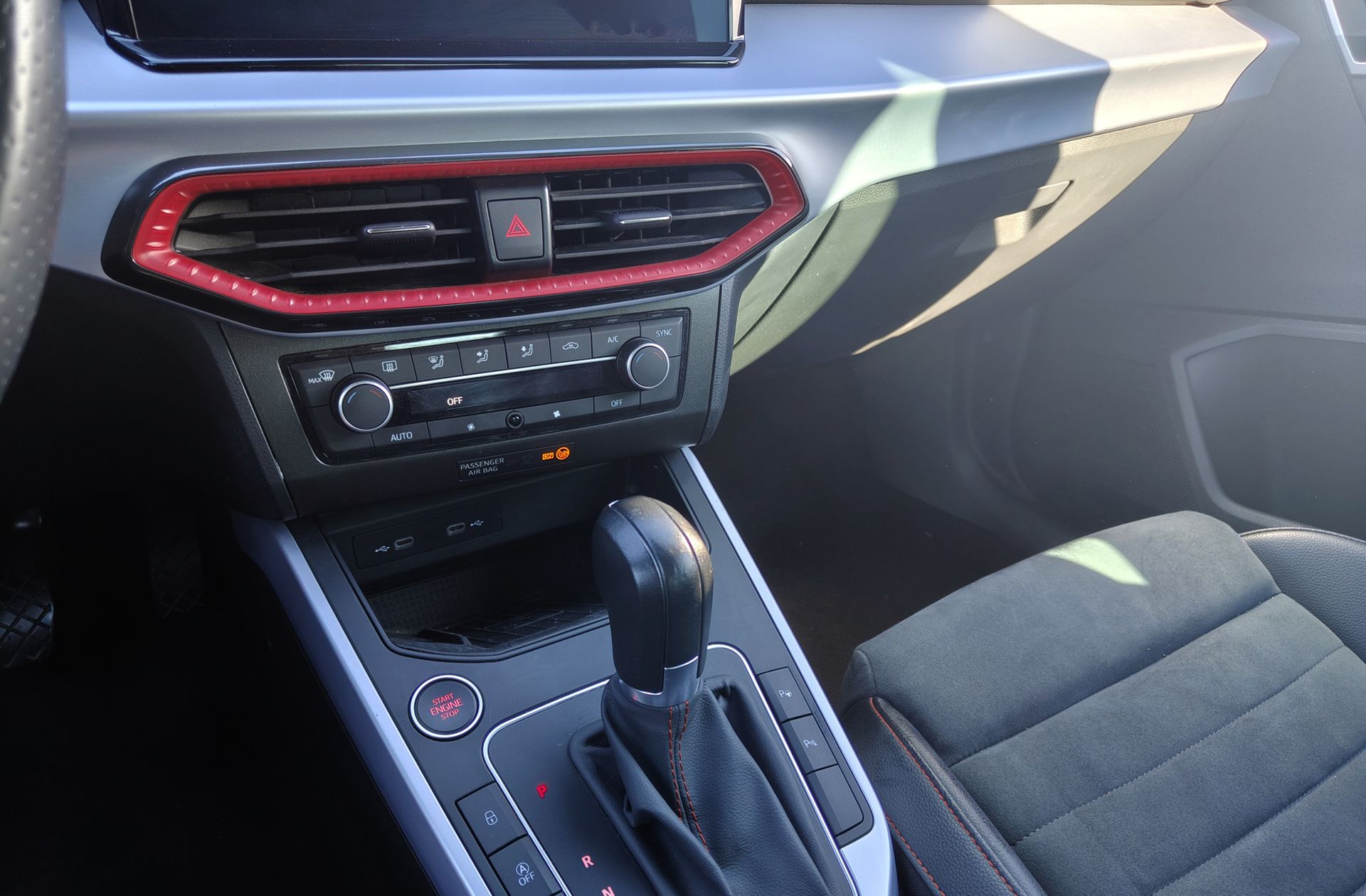 SEAT Arona 1.5 TSI FR XL DSG - foto 5