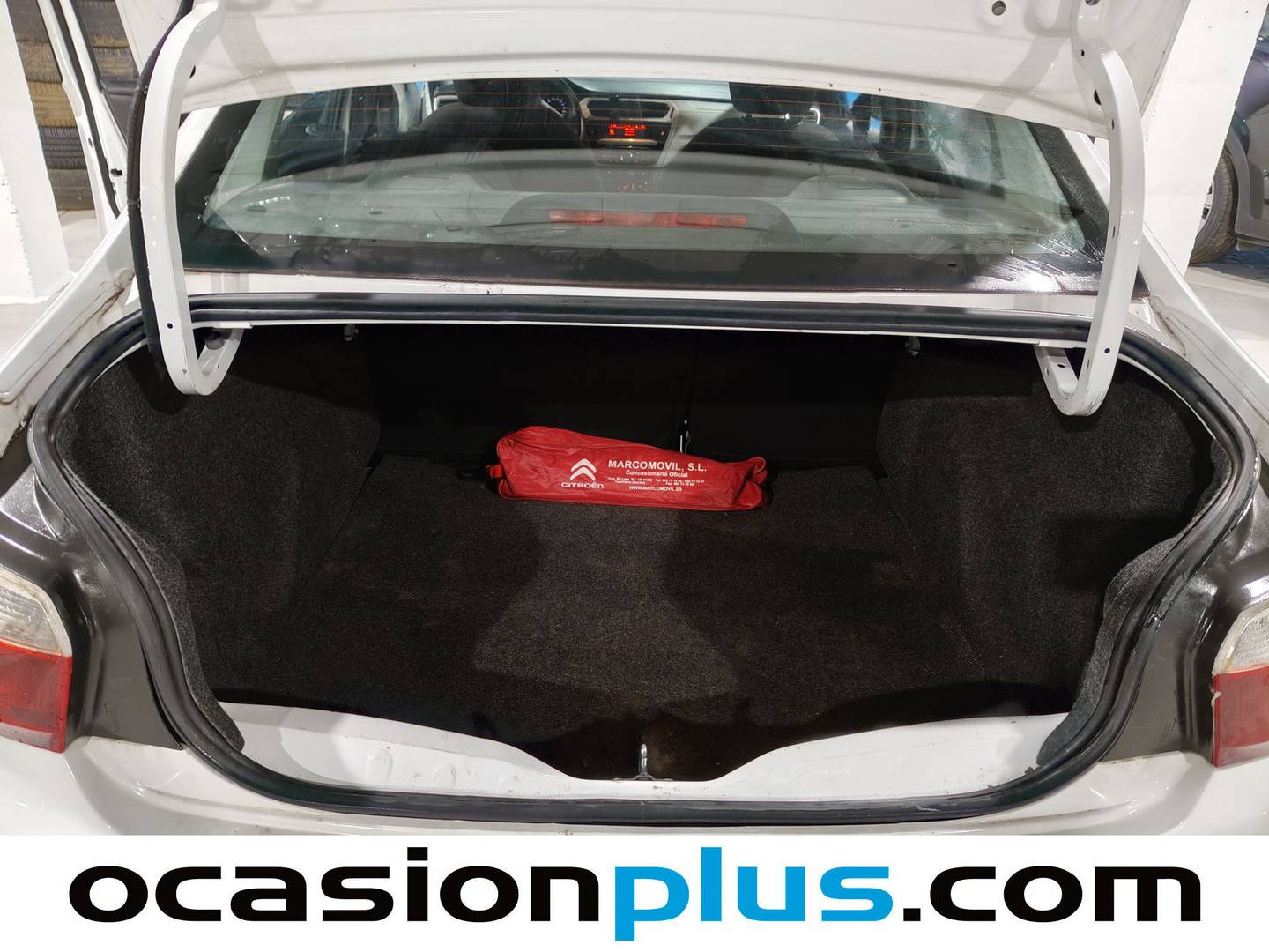 Foto Citroën C-Elysée Citroen C-Elysee BlueHDi 100 Exclusive (100 CV)