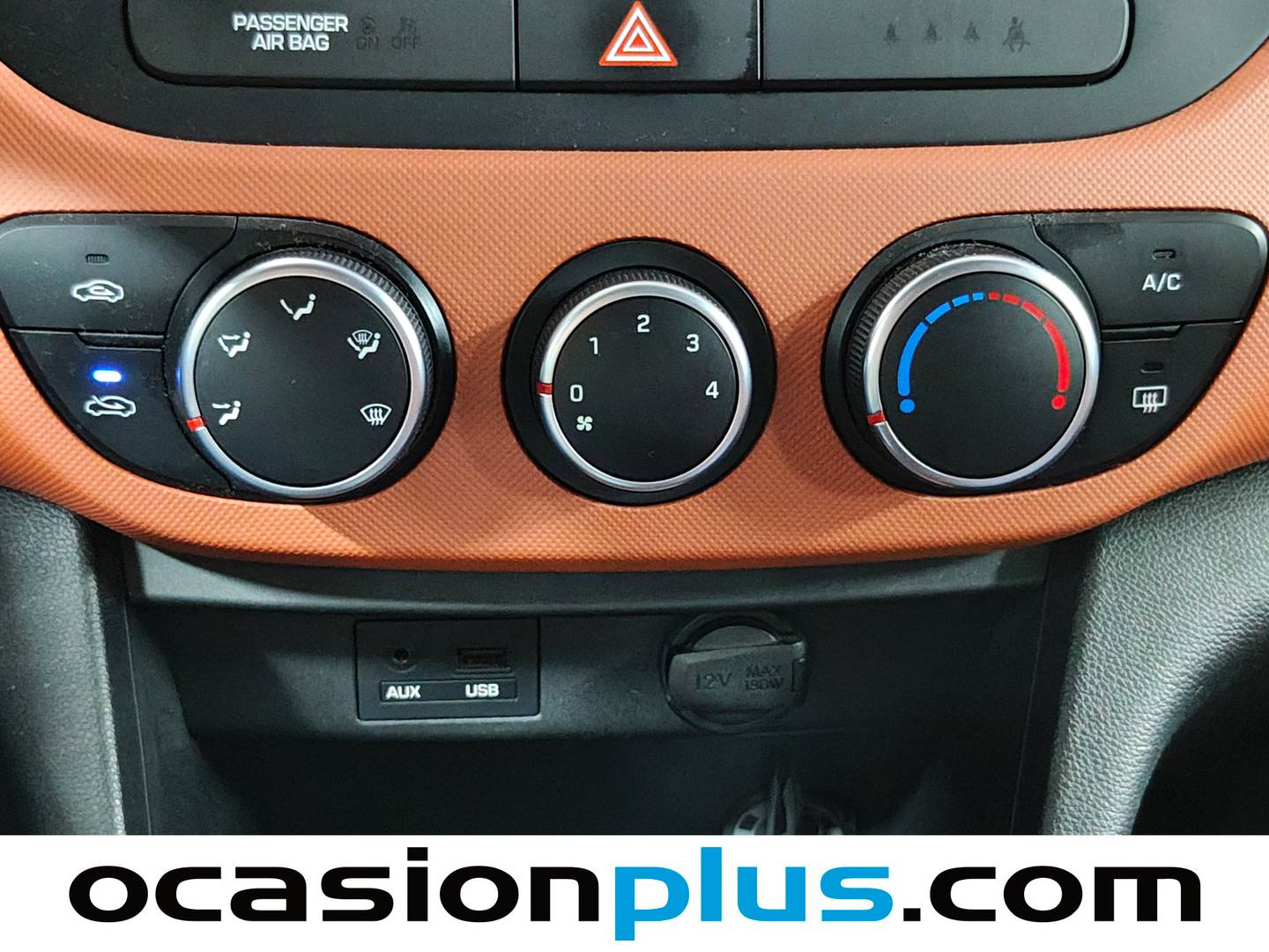 Equipamiento del Hyundai i10 Hyundai i10 1.0 Tecno Orange (66 CV)