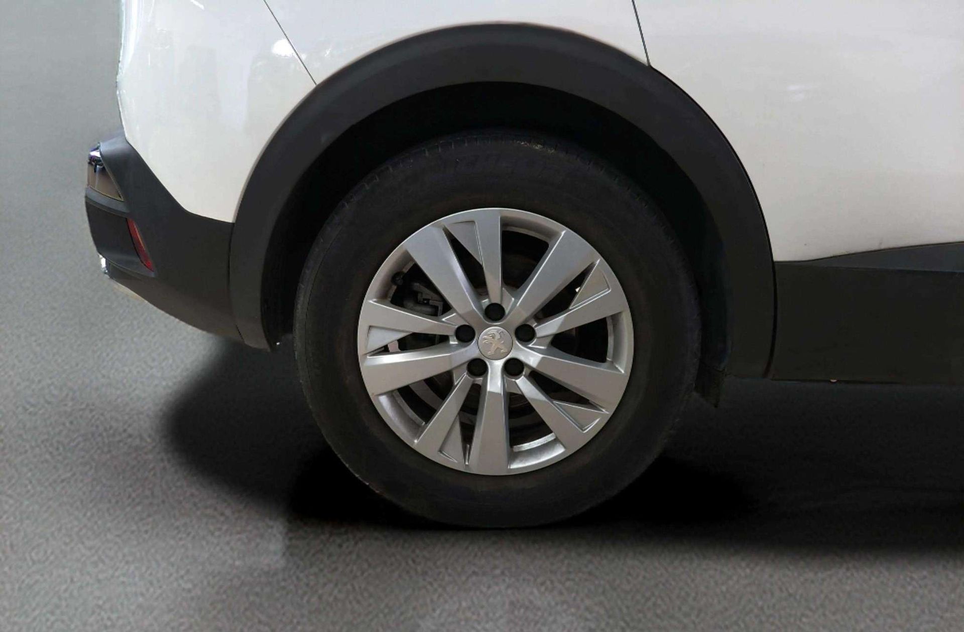 Peugeot 3008 BlueHDi 130 Active - foto 34