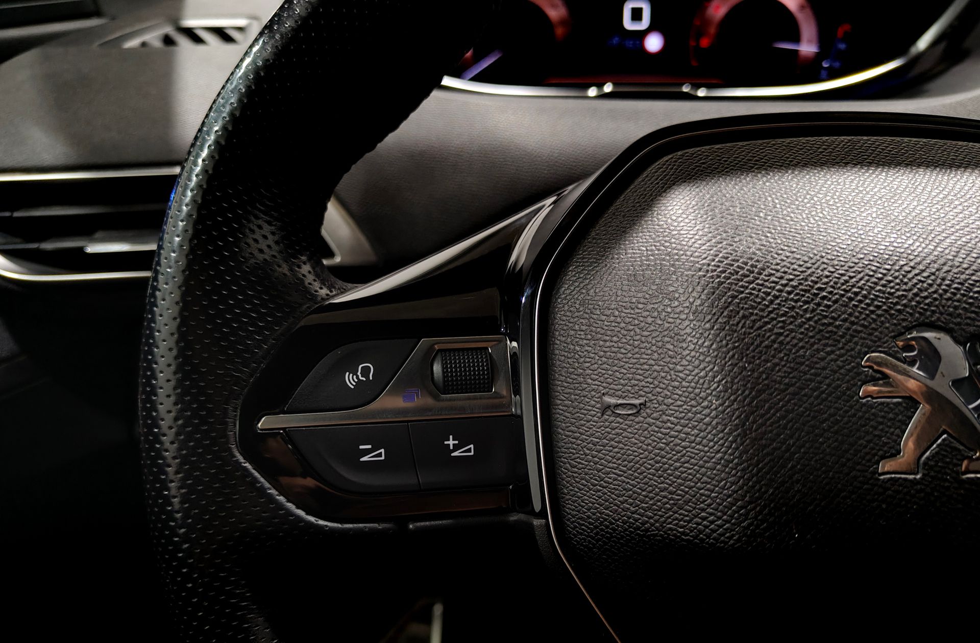 Peugeot 3008 BlueHDi 130 GT Line - foto 30