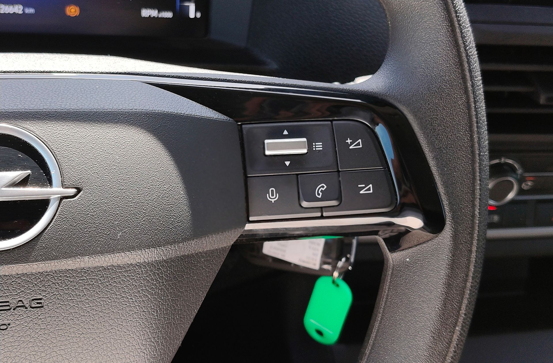 Opel Vivaro Furgon BlueHDi 120 - foto 24