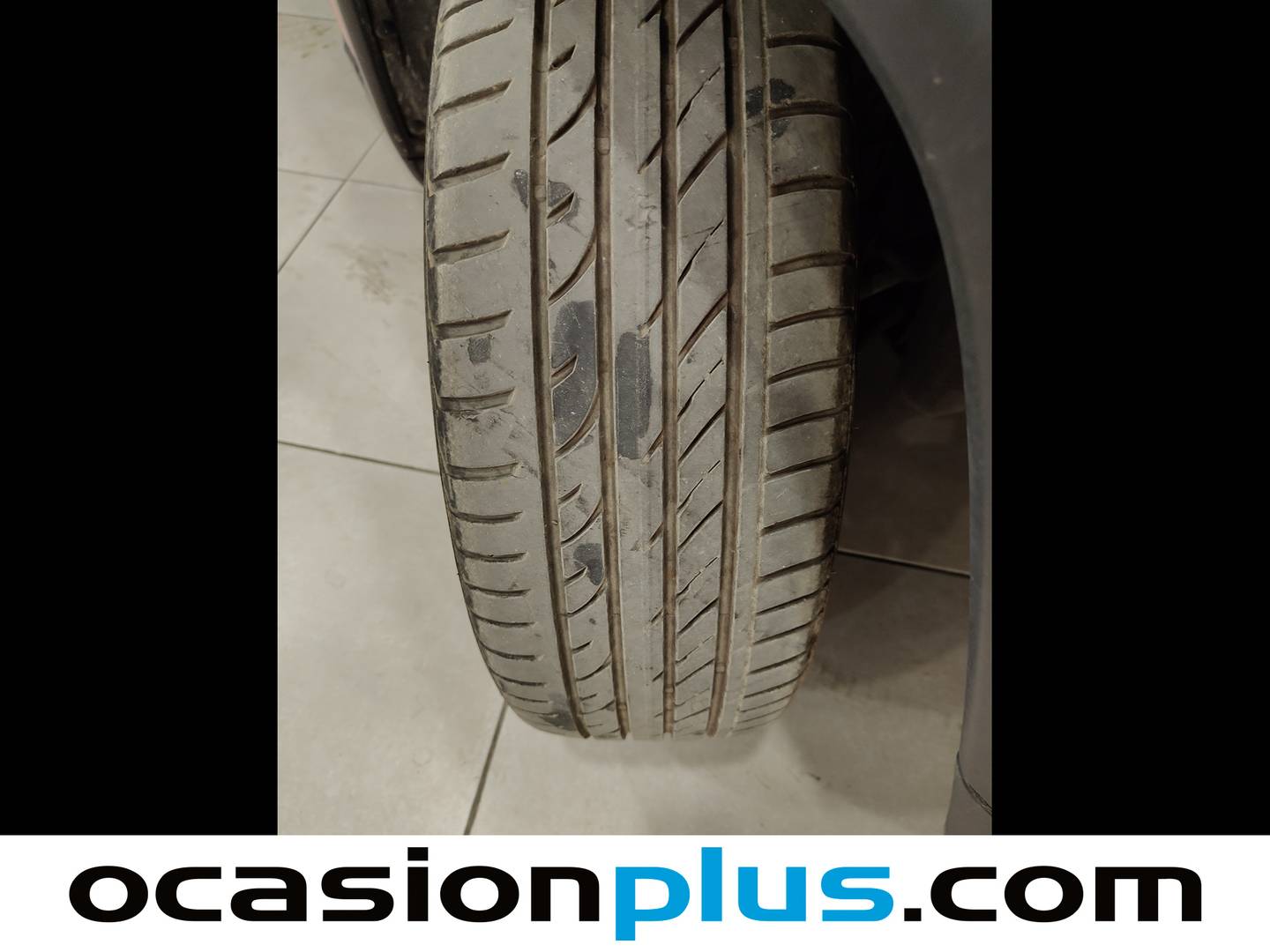 Foto Jeep Compass Jeep Compass 1.3 Gse Night Eagle FWD MT (130 CV)