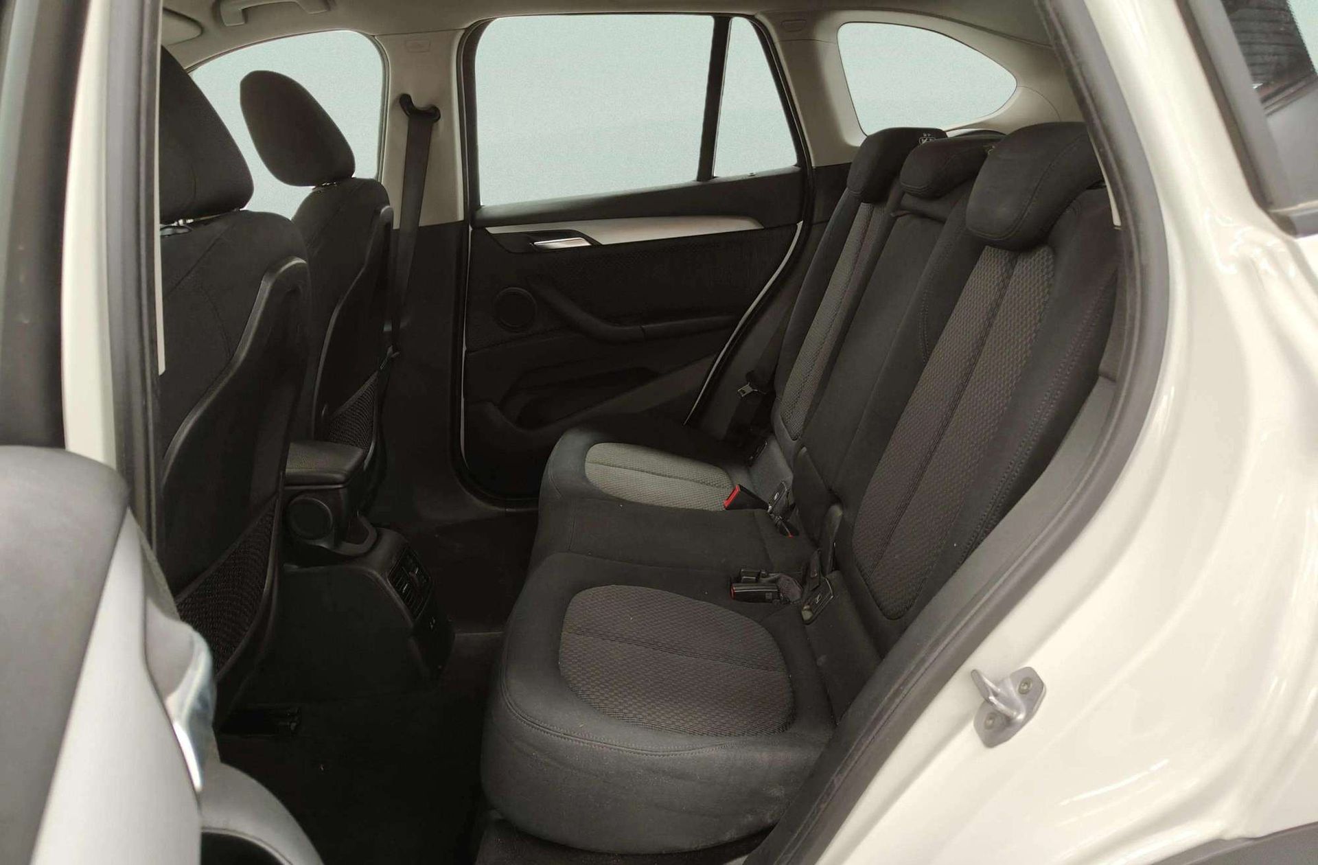 BMW X1 sDrive18d - foto 13