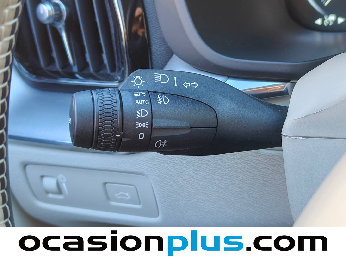 Volvo XC60 Volvo XC60 T5 Momentum AWD Auto (254 CV) de segunda mano