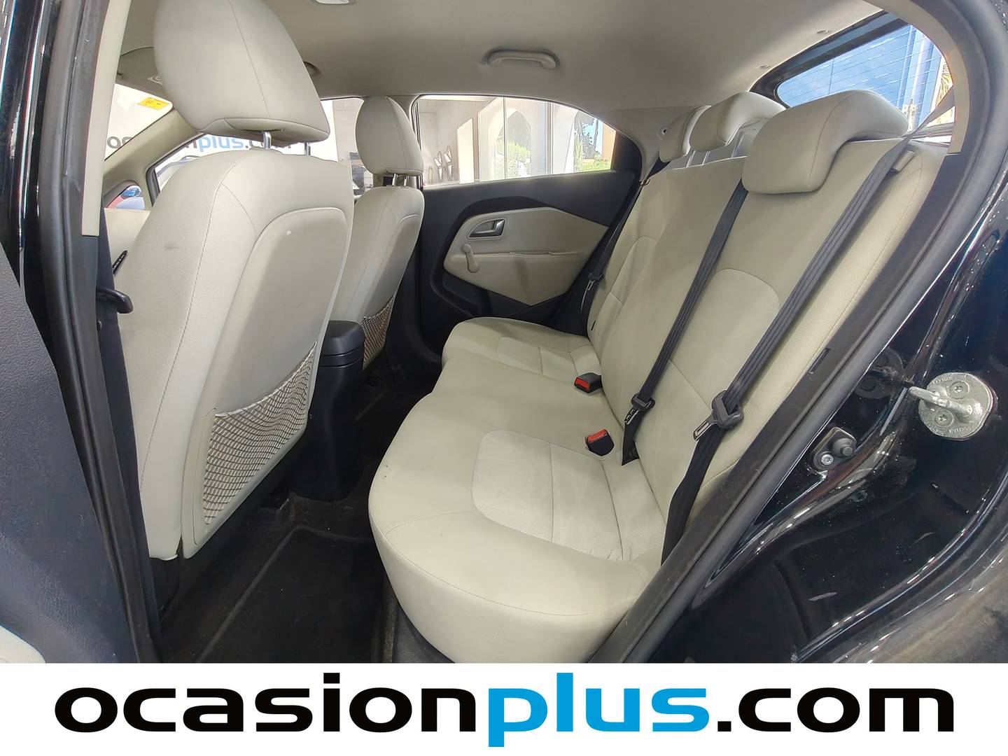 Foto asientos traseros KIA Rio KIA Rio 1.2 CVVT Concept (85 CV)