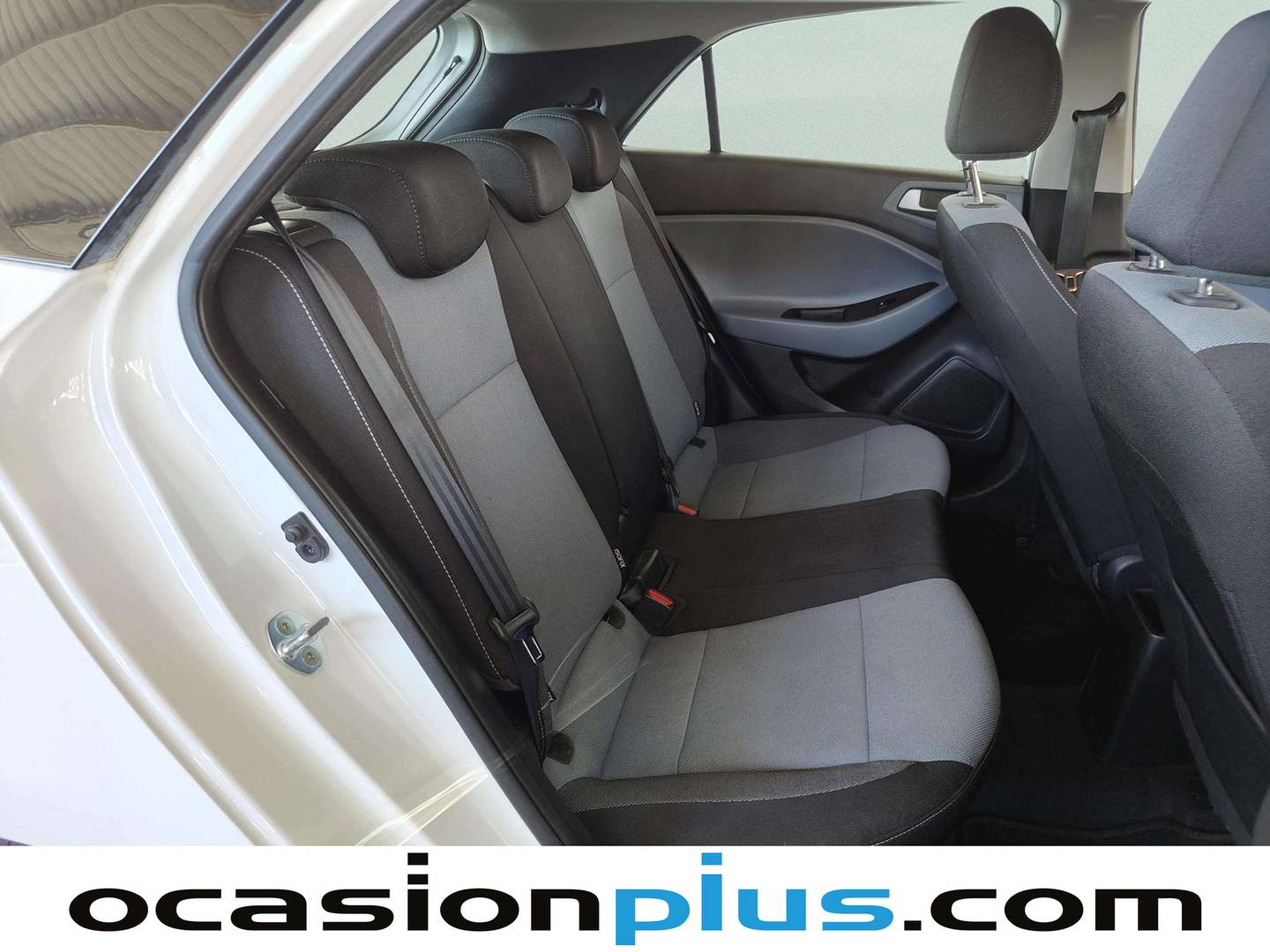 Hyundai i20 Hyundai i20 1.4 MPI Link Auto (100 CV) automático