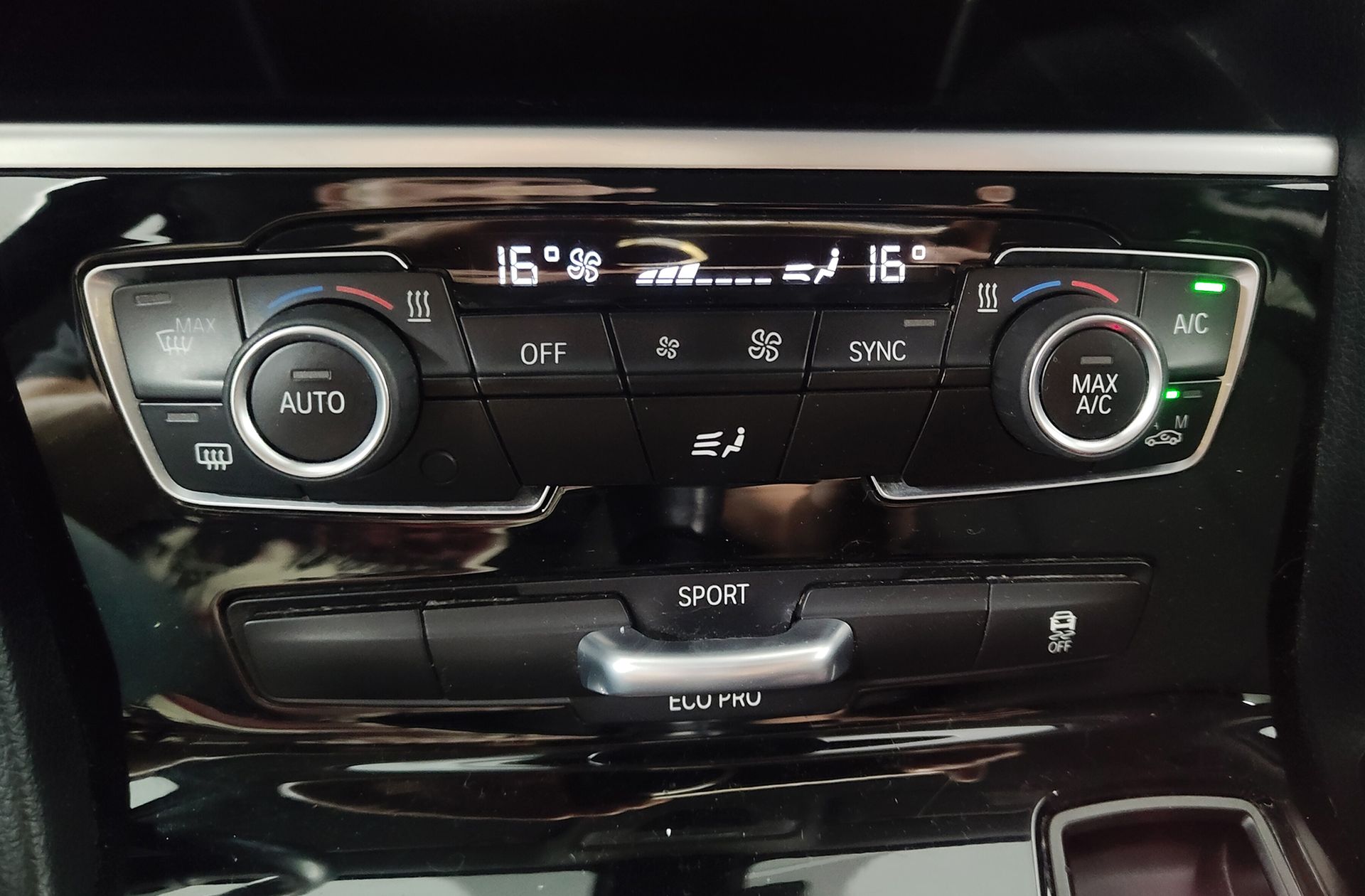 BMW Serie 2 Active Tourer 2 216d Active Tourer - foto 36
