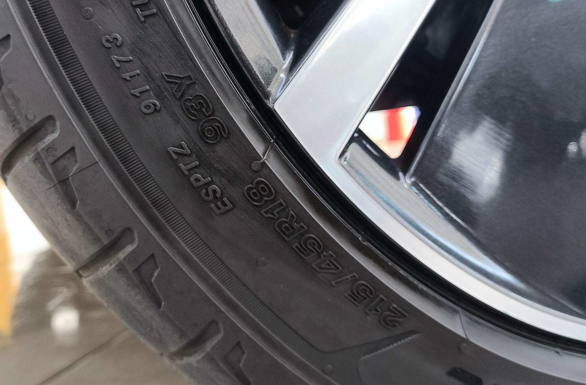 Škoda Kamiq 1.5 TSI Sport DSG - foto 37