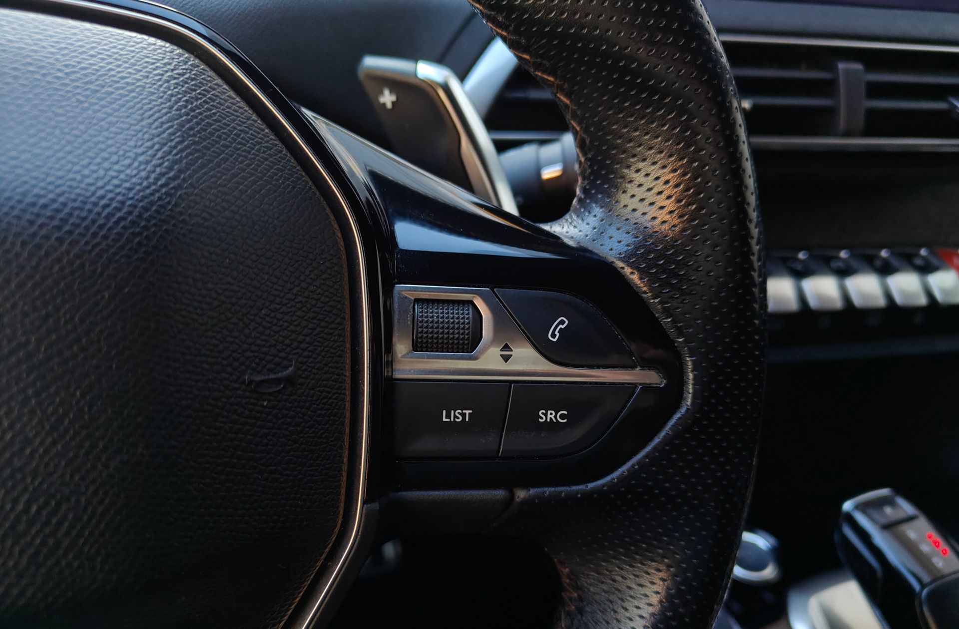 Peugeot 3008 BlueHDi 130 GT Line EAT8 - foto 33