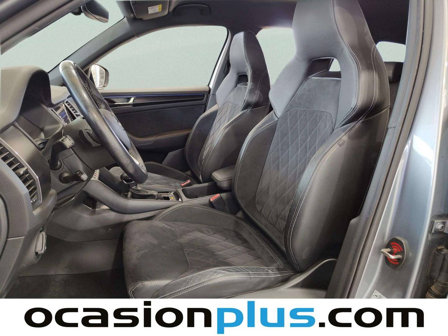 Foto asientos delanteros Skoda Kodiaq Skoda Kodiaq 1.5 TSI Sportline 4x2 DSG (150 CV)7Plazas