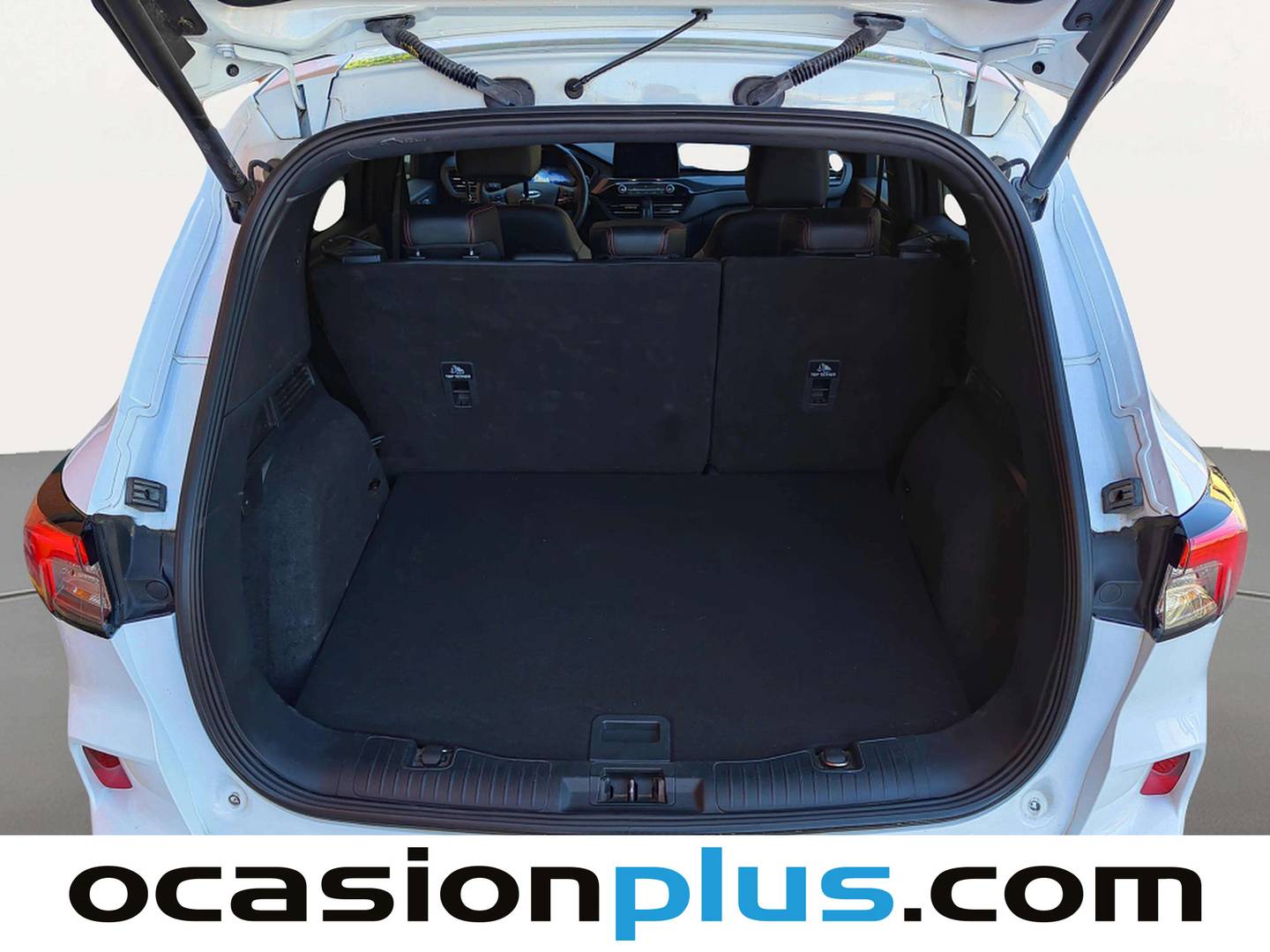 Fotos maletero Ford Kuga Ford Kuga 1.5T EcoBoost ST-Line X 4x2 (150 CV)