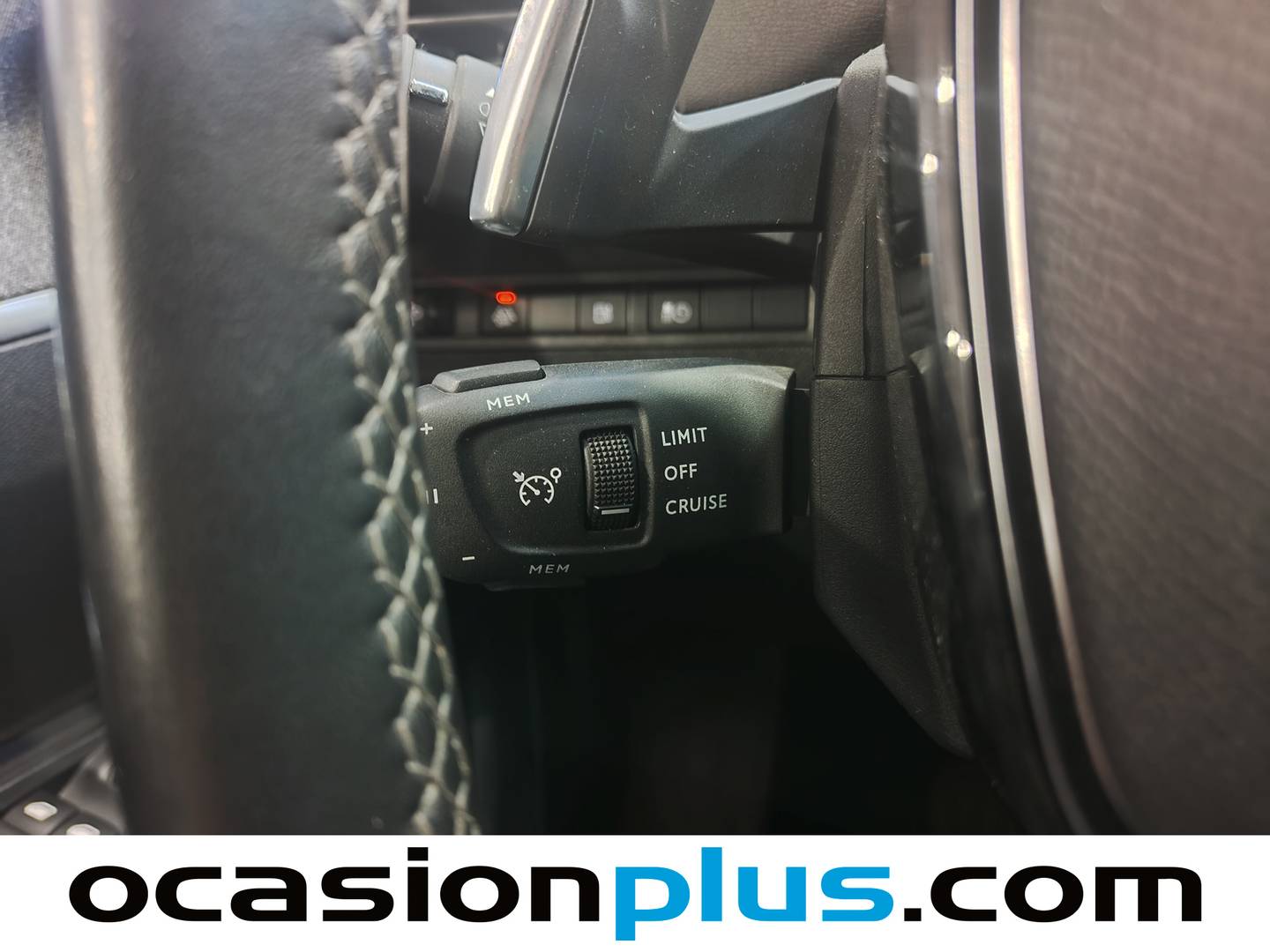 Foto Peugeot 3008 Hybrid Peugeot 3008 Hybrid 300 Allure Pack e-EAT8 (300 CV)