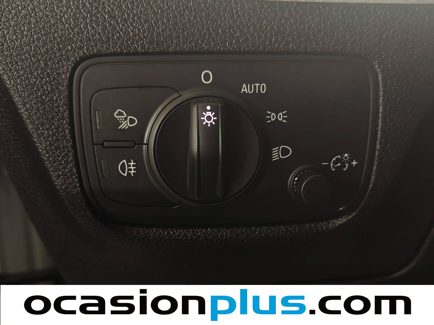 Acabados Audi Q2 Audi Q2 35 TFSI (150 CV) S tronic