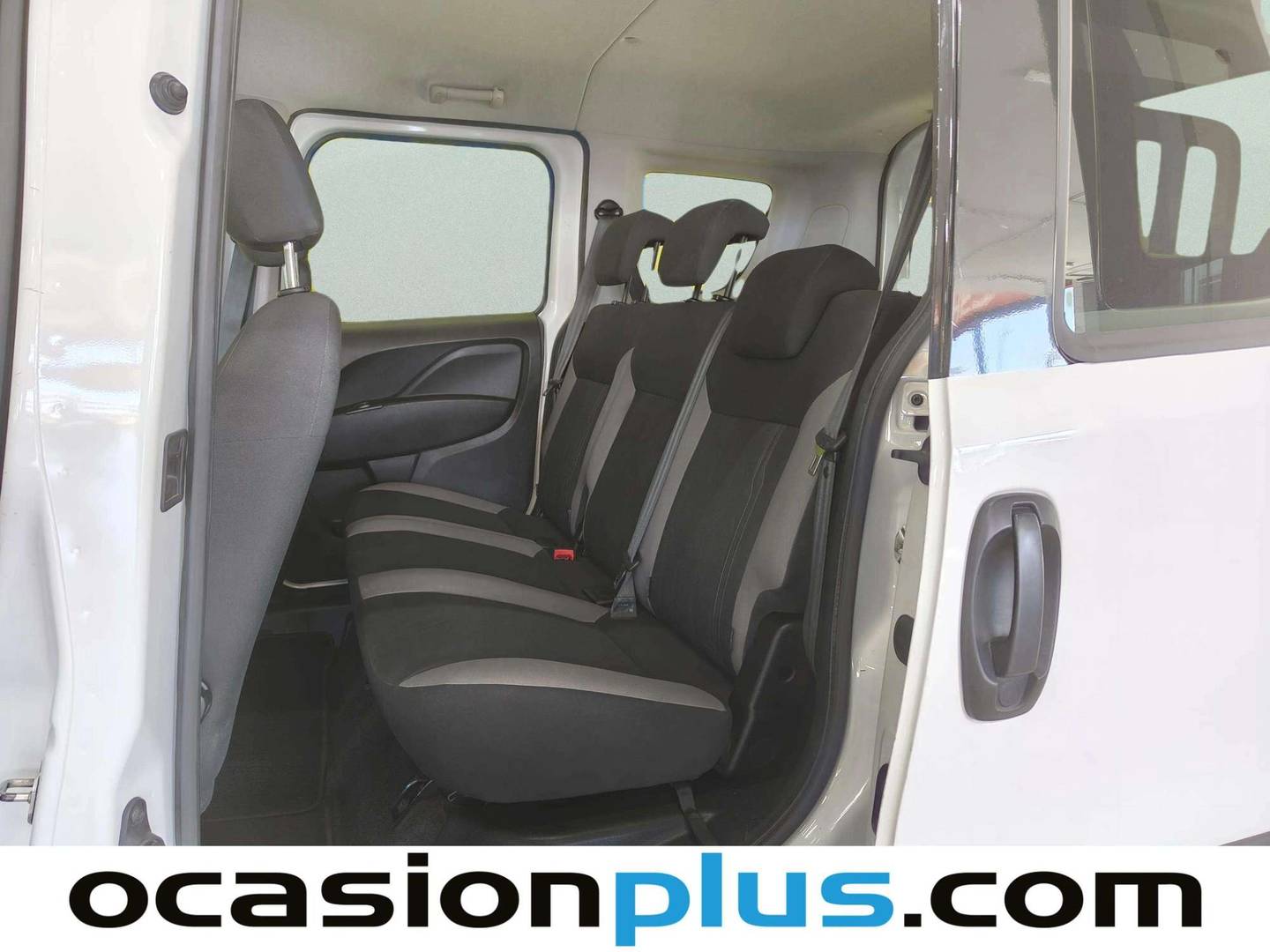 Foto asientos traseros Fiat Doblò Cargo Fiat Dobló Cargo 1.6 Multijet SX (90 CV)