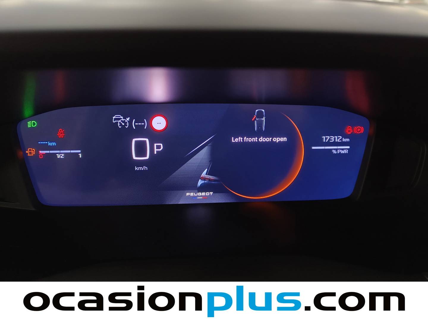 Foto Peugeot 2008 Peugeot 2008 Allure Hybrid eDCS6 (145 CV)