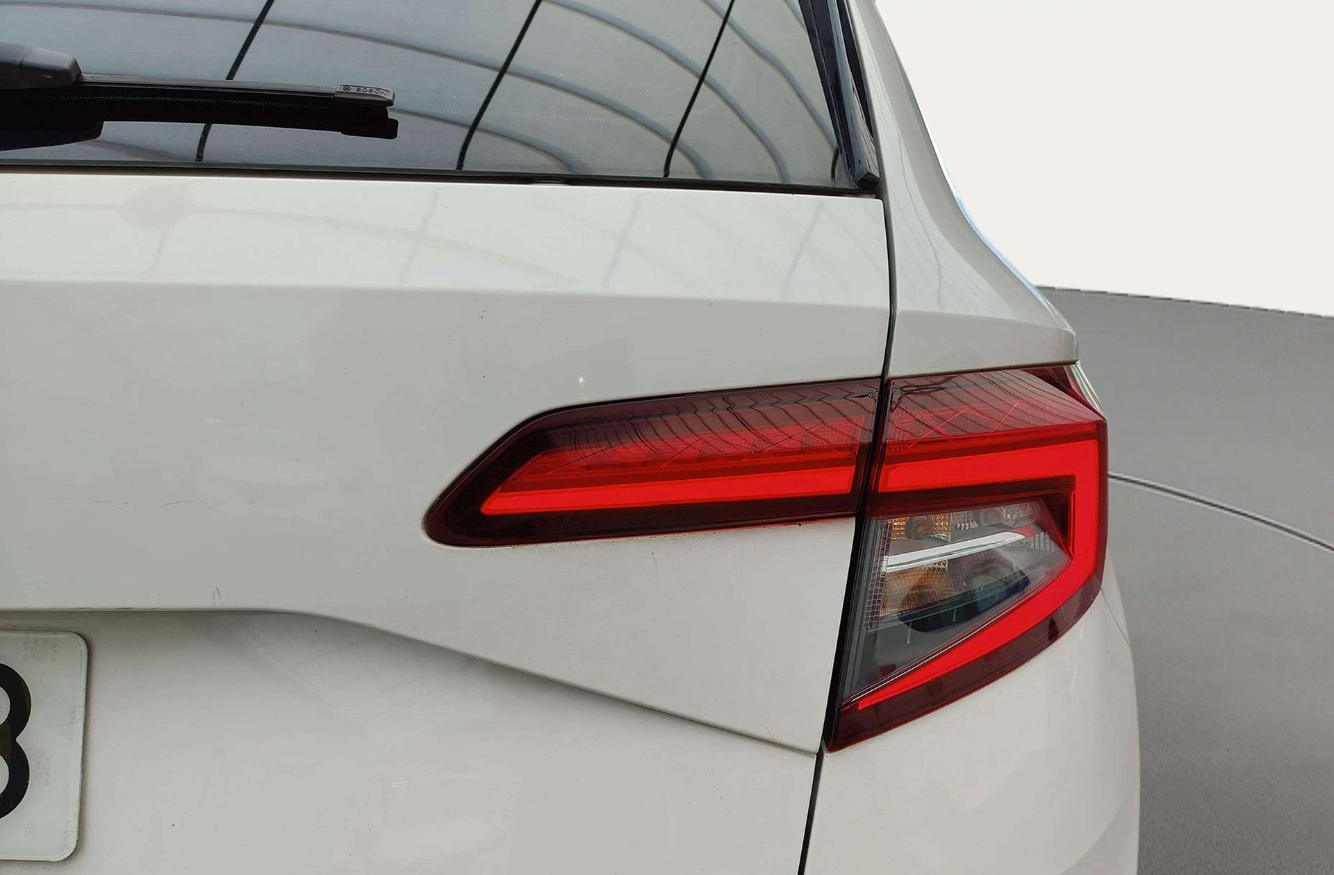 Škoda Karoq 1.0 TSI Ambition - foto 15