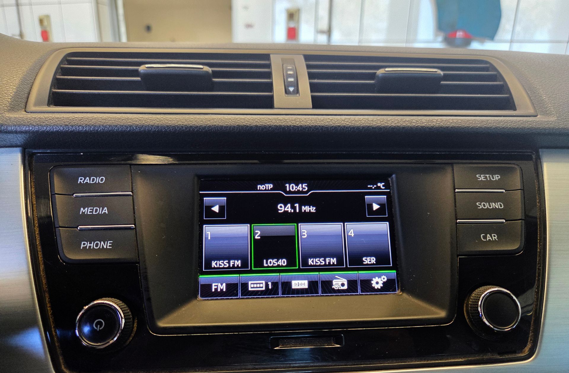 Škoda Fabia 1.0 MPI Like - foto 28