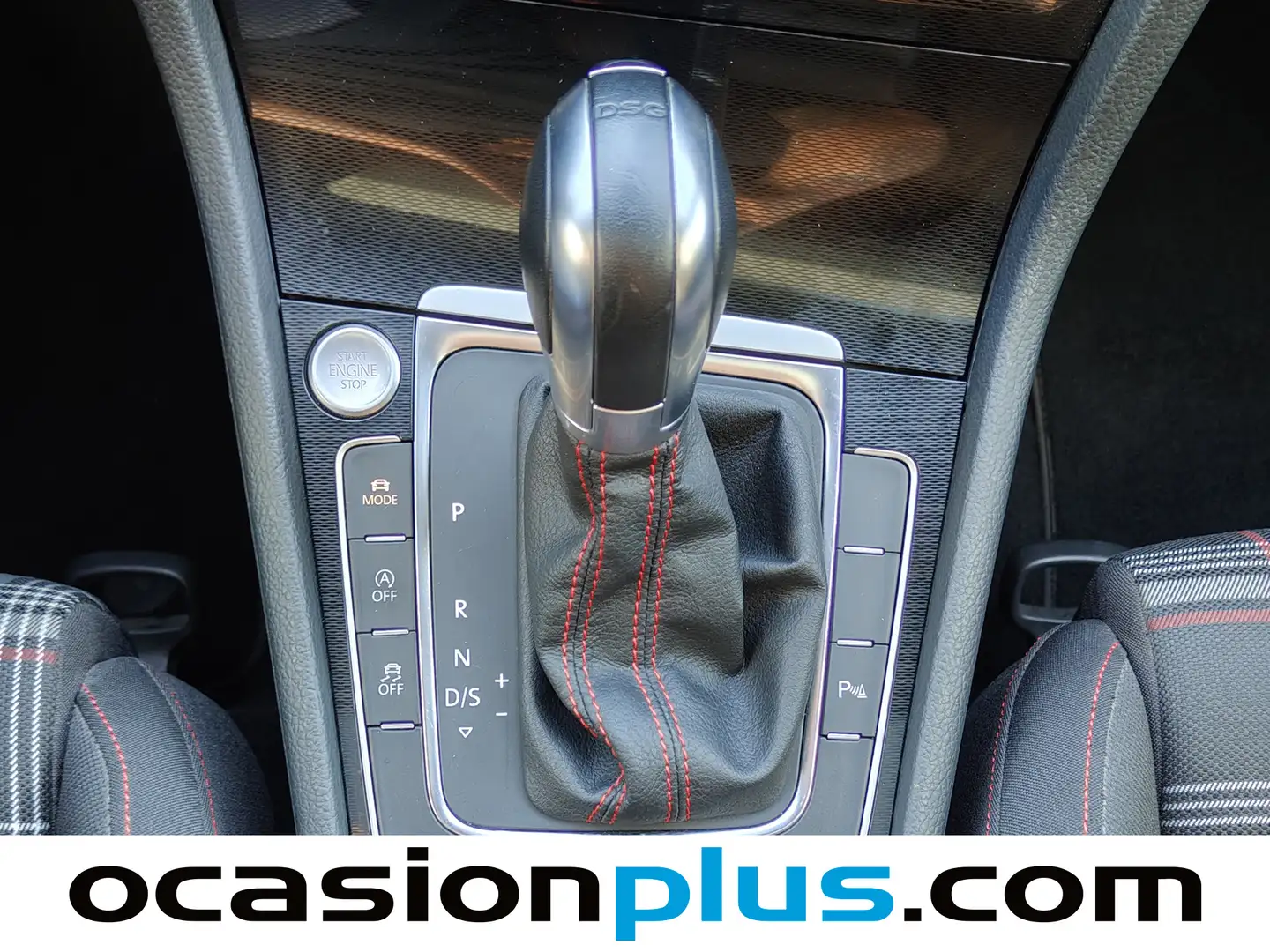 Foto Volkswagen Golf Volkswagen Golf GTI Performance 2.0 TSI BMT (230 CV) DSG