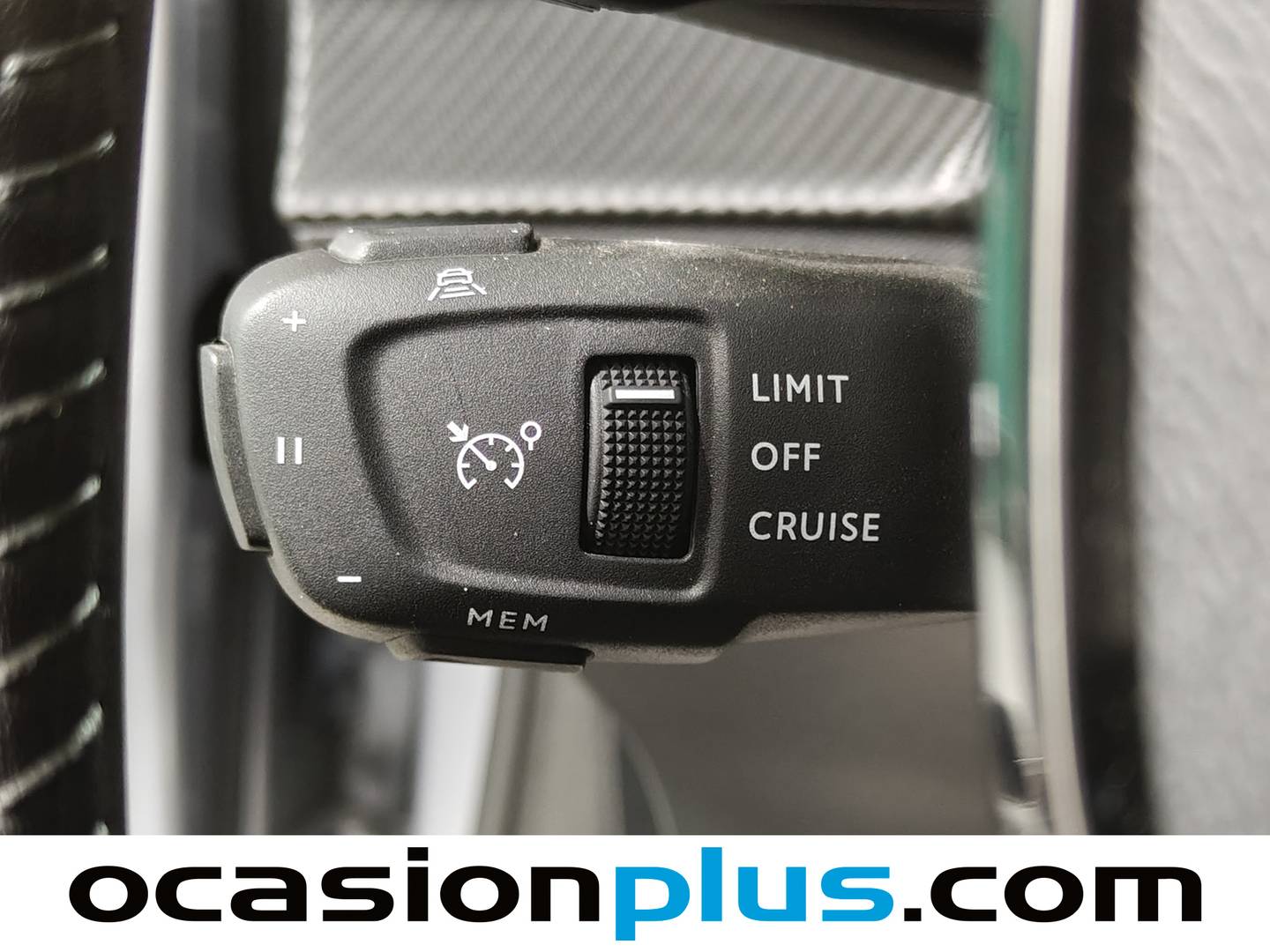 Peugeot 208 Peugeot 208 Allure Hybrid eDCS6  (100 CV) 100cv