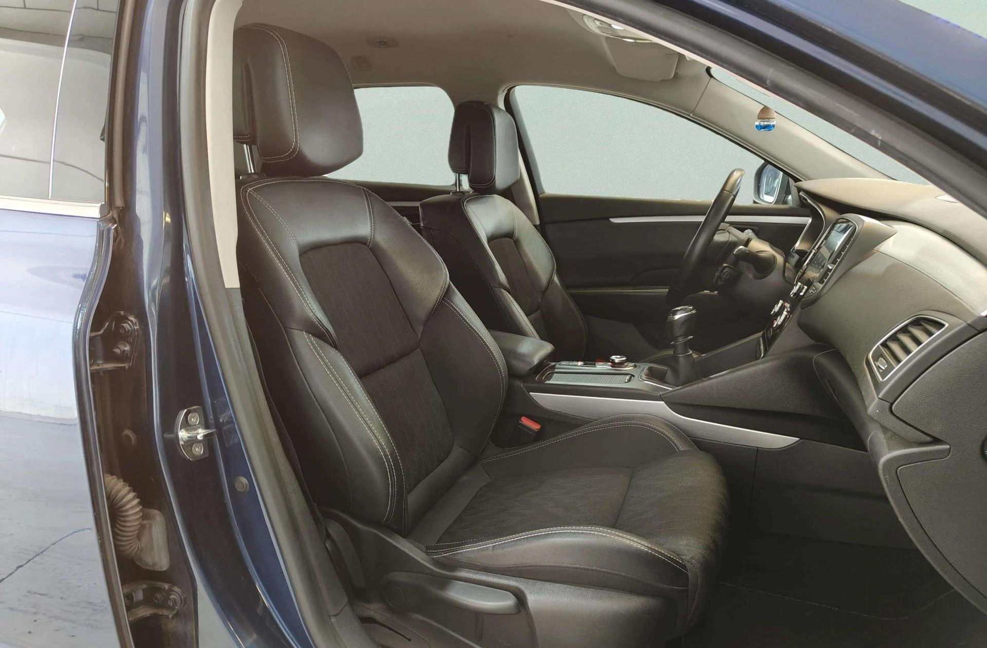 Renault Talisman Sport Tourer Limited Blue dCi - foto 20