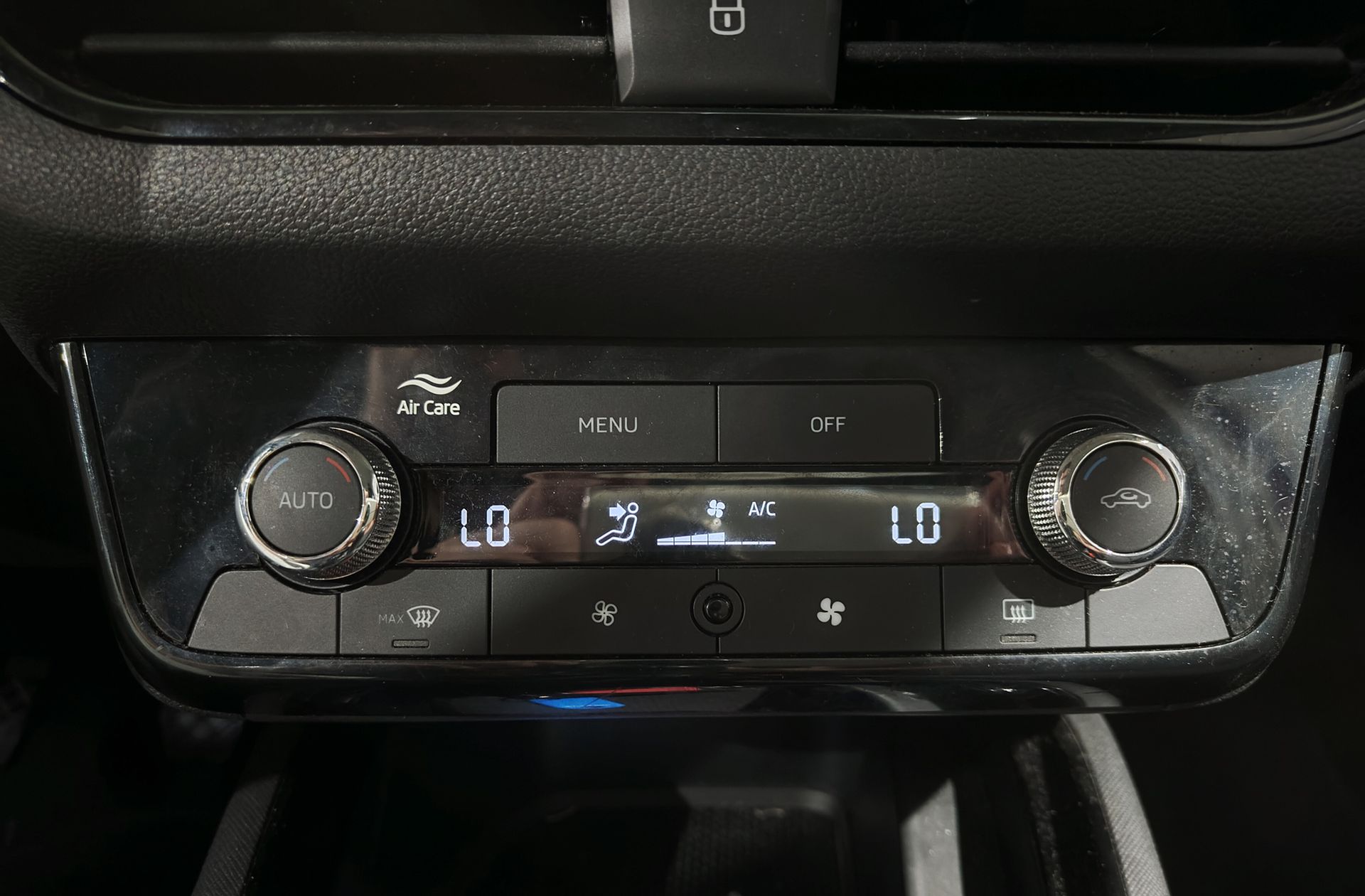 Škoda Kamiq 1.0 TSI Selection - foto 26