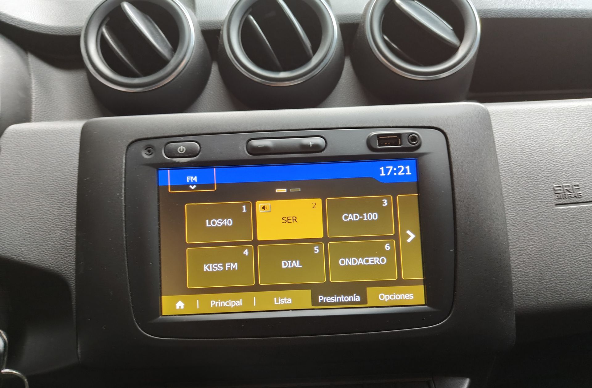 Dacia Duster Essential TCe 4x2 GLP - foto 28