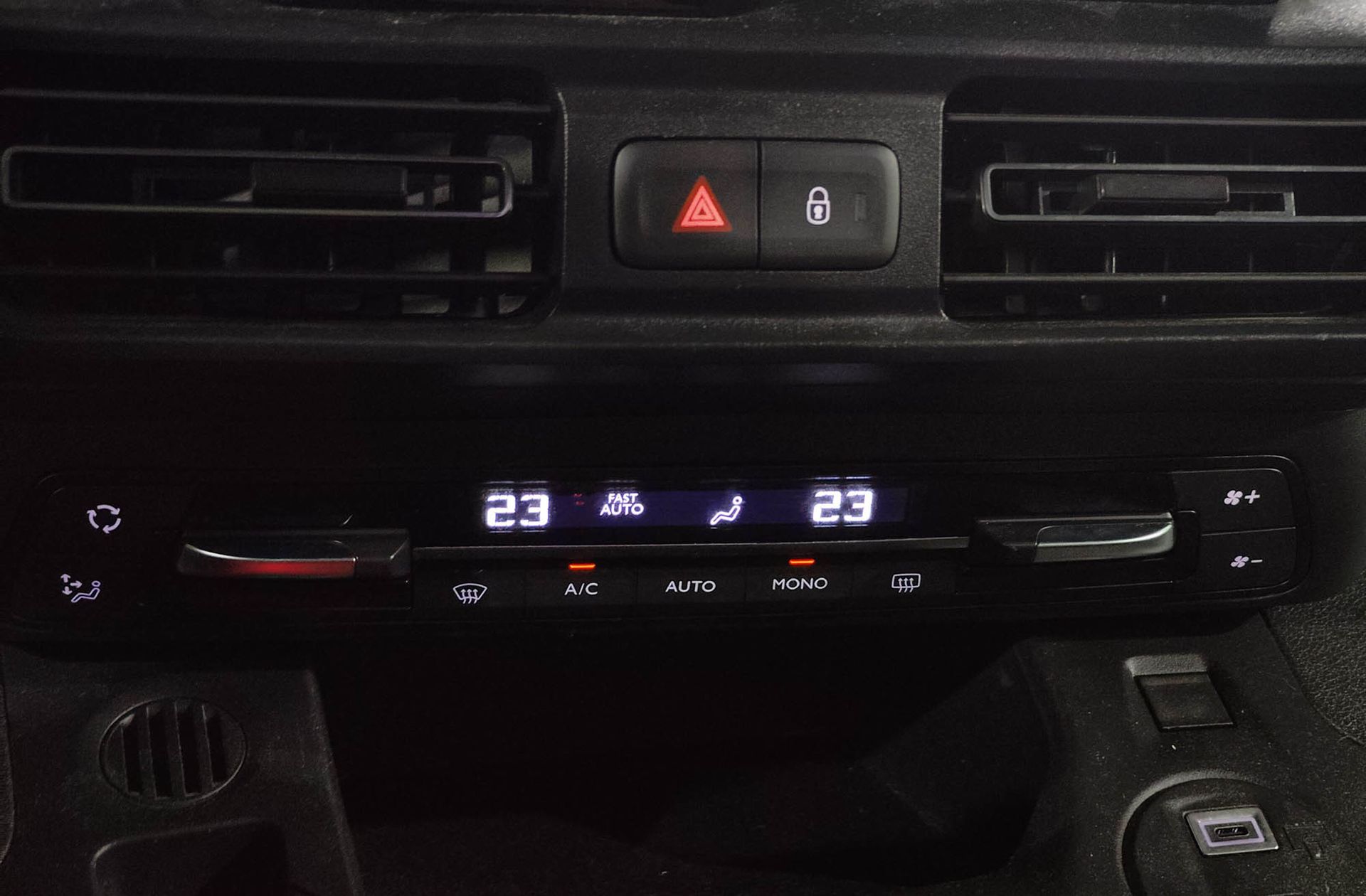 Citroën Berlingo BlueHDi 130 Talla M Max - foto 34