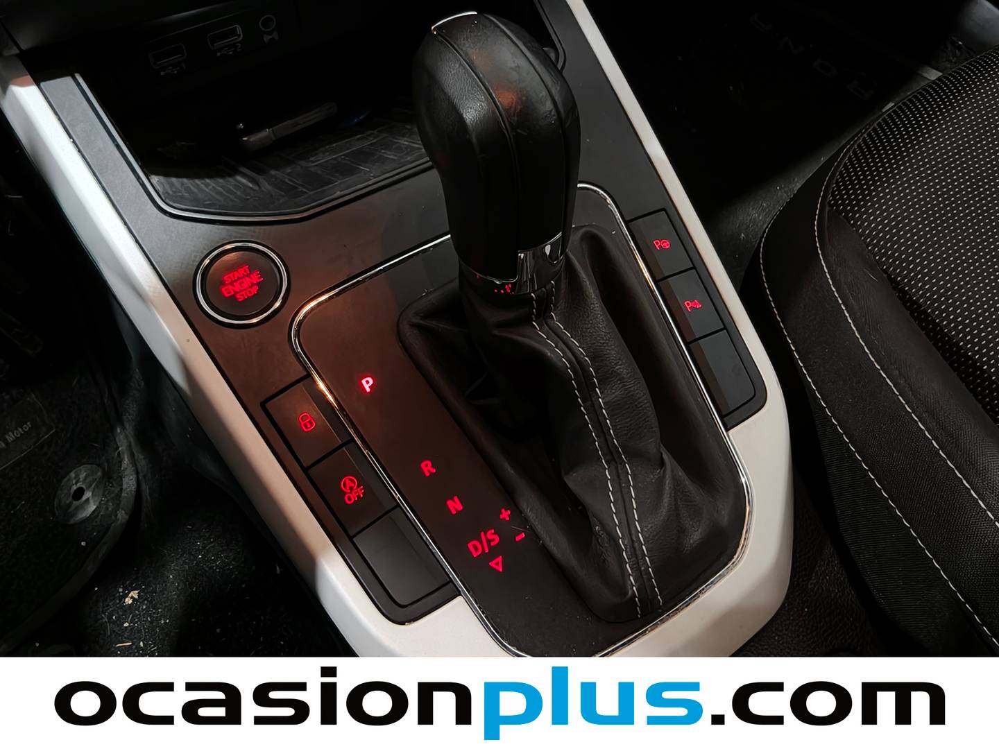 Foto Seat Arona SEAT Arona 1.0 TSI Ecomotive S&S Xcellence Edition DSG (115 CV)