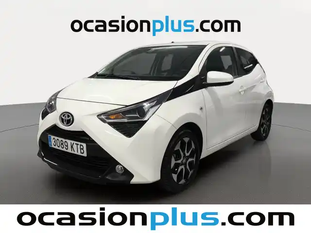 Toyota Aygo 1.0 70 X-Play (72 CV) de segunda mano