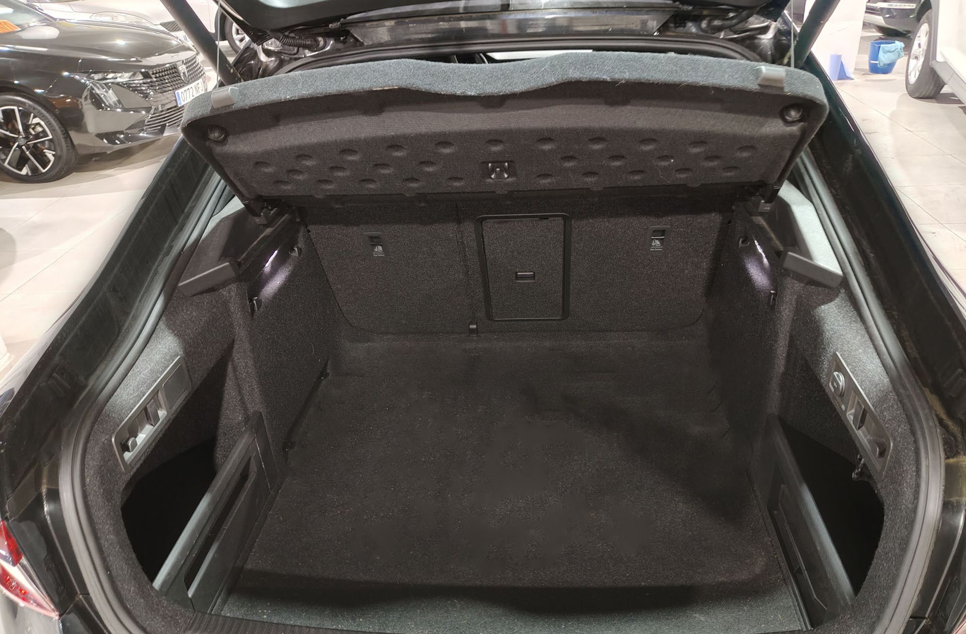 Škoda Superb 1.5 TSI Sport Line DSG - foto 23
