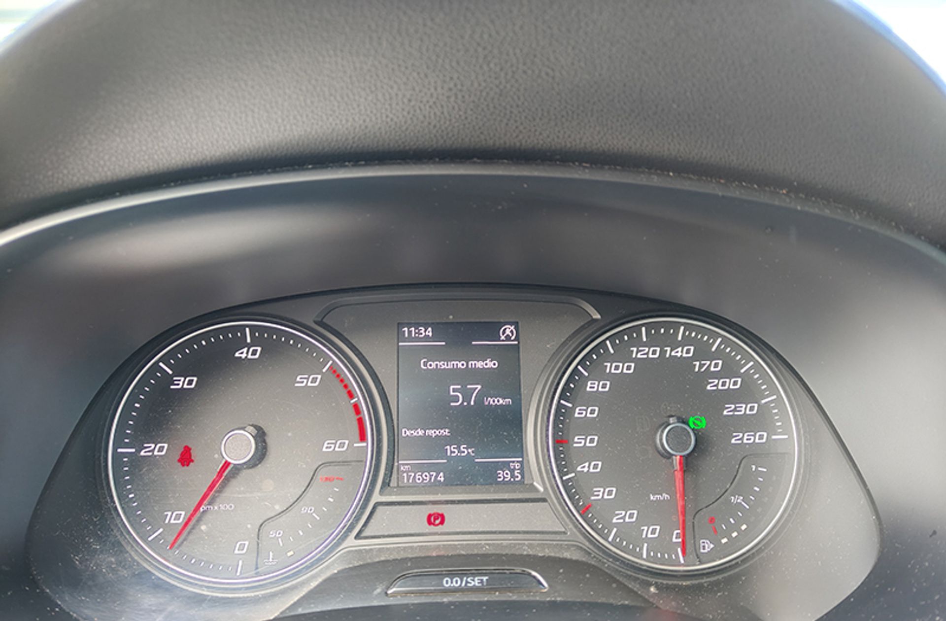 SEAT León 1.6 TDI CR Style DSG - foto 7