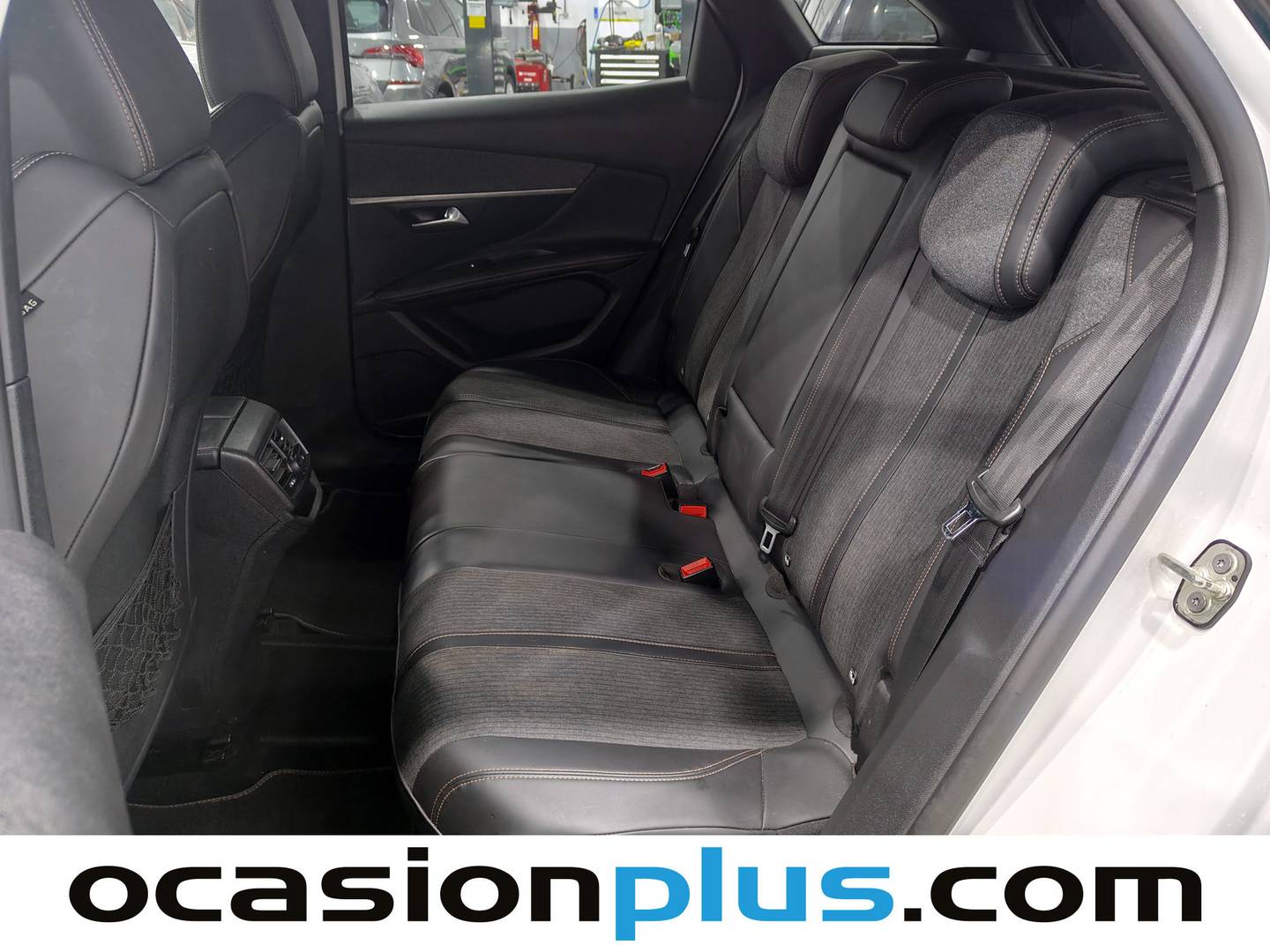 Foto asientos traseros Peugeot 3008 Peugeot 3008 THP 165 GT Line S&S Auto  (165 CV)